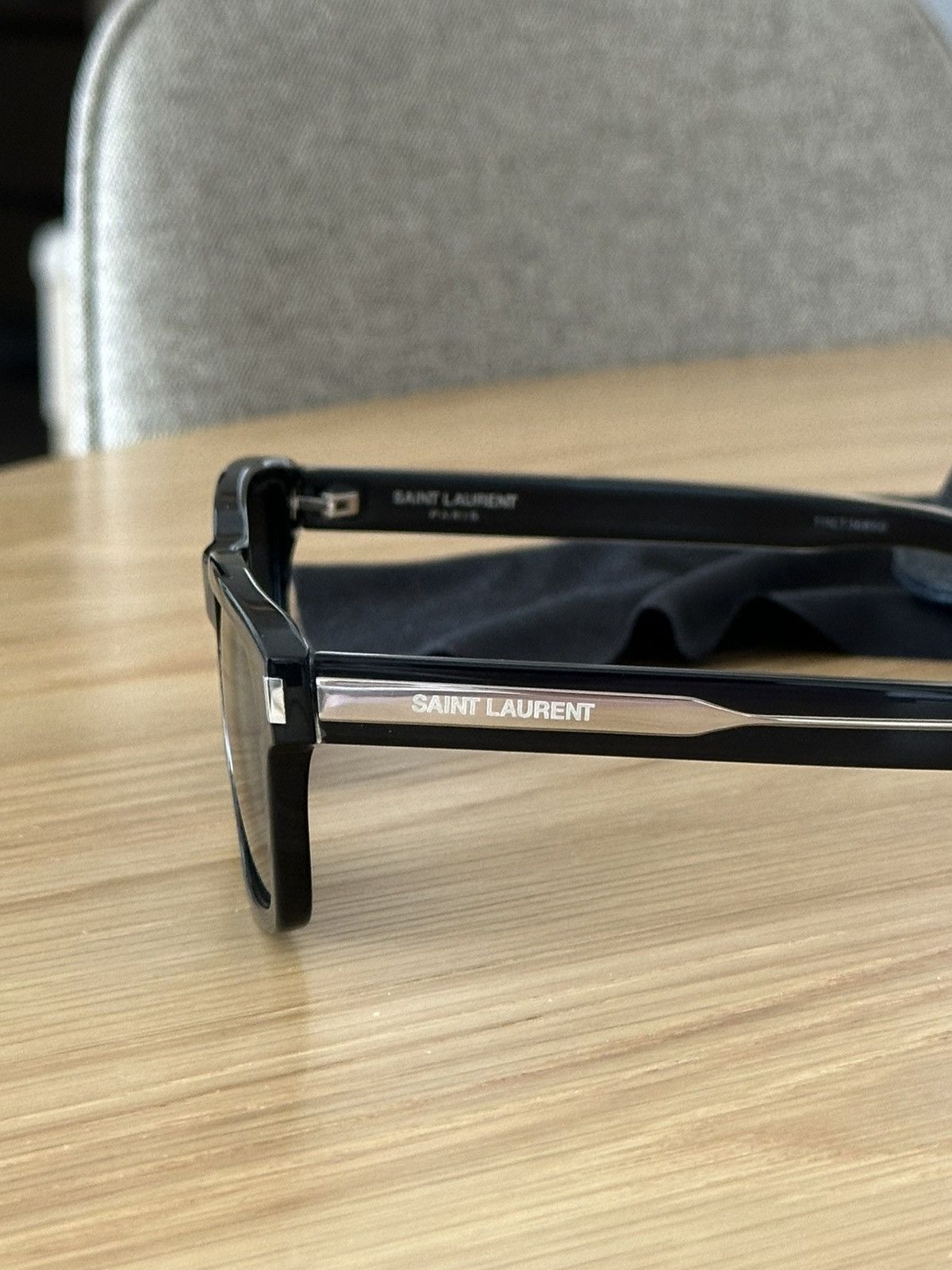 Saint Laurent Paris SAINT LAURENT SL 662 Sunglasses Black Size ONE SIZE - 4 Thumbnail