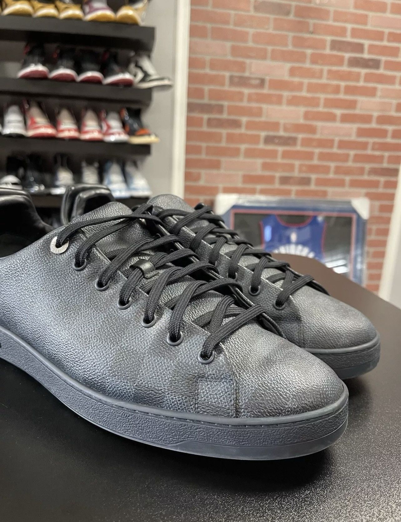 Louis Vuitton Size 10.5LV/11.5US - Louis Vuitton Damier FrontLow Canvas Size US 11.5 / EU 44-45 - 2 Thumbnail