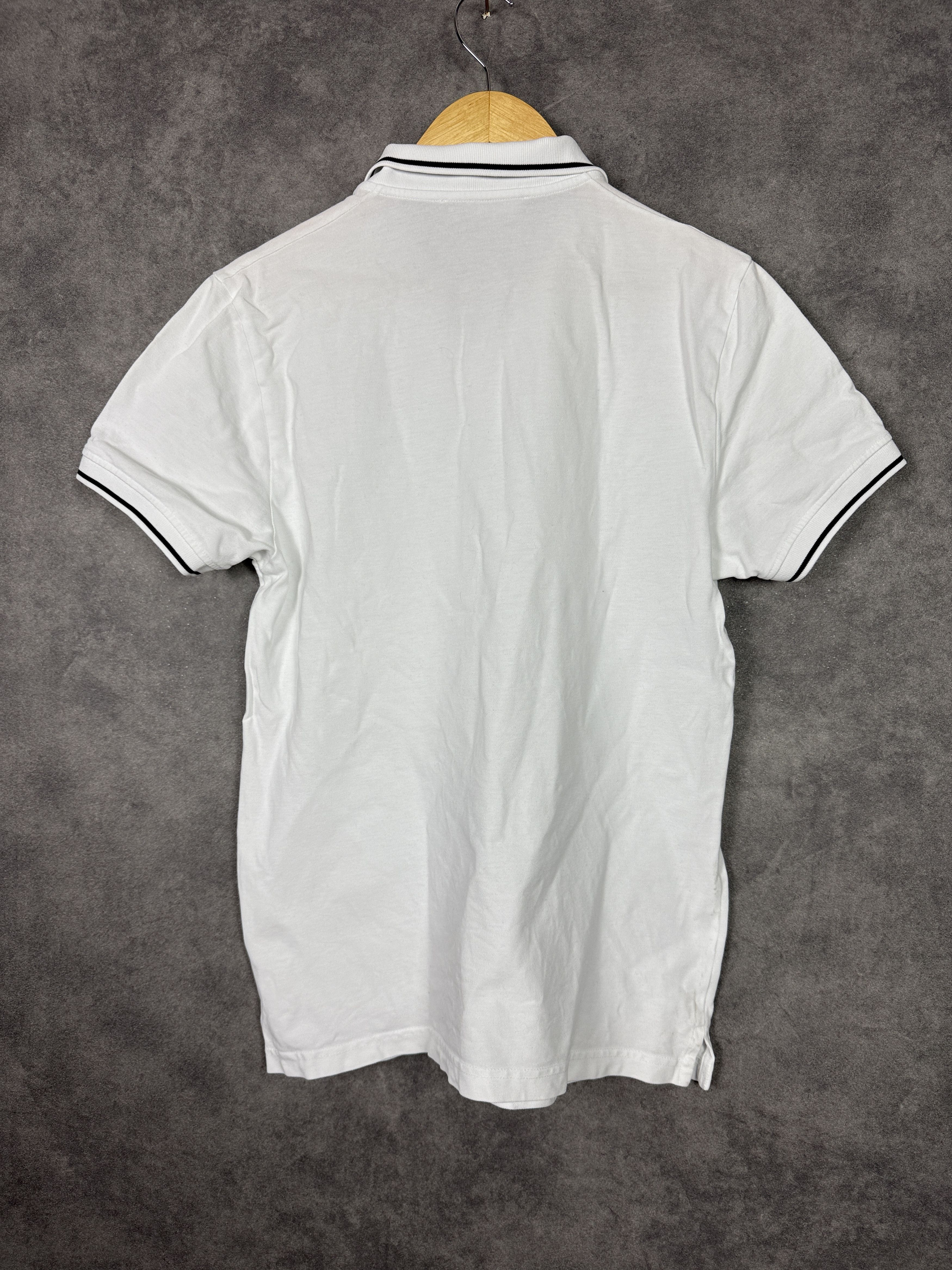 Moschino Love Machine men’s polo shirt with small metal badge white Size US XL / EU 56 / 4 - 7 Thumbnail