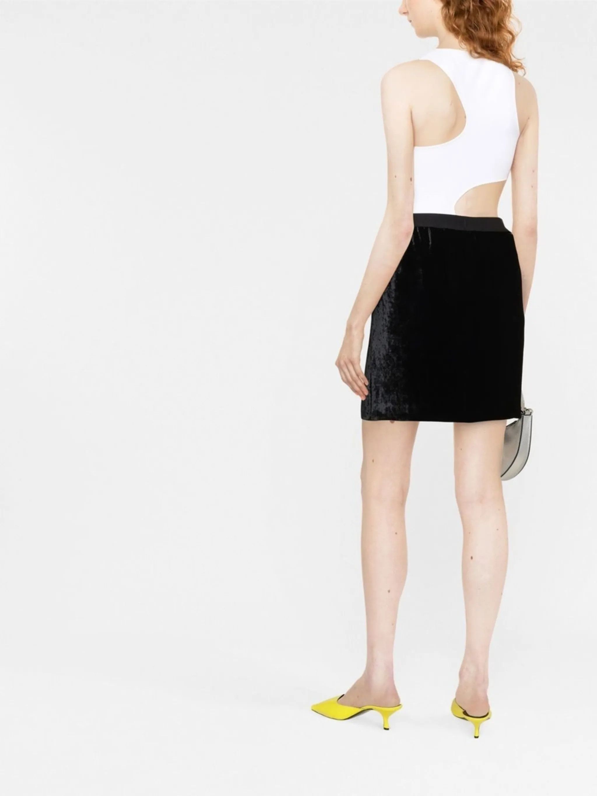 Tom Ford o1w1db10225 GC5647 Velvet Mini Skirt in Black Size 28" / US 6 / IT 42 - 4 Thumbnail
