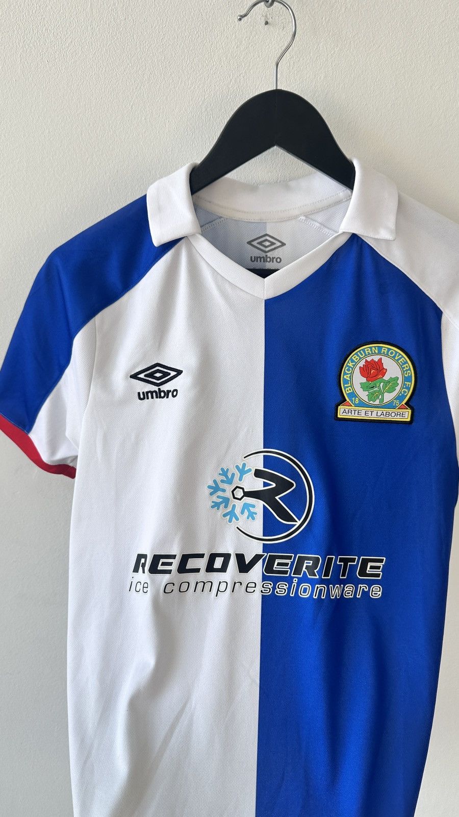 Umbro Blackburn Rovers 2020-2021 Home Football Shirt Jersey Umbro Size US S / EU 44-46 / 1 - 5 Thumbnail