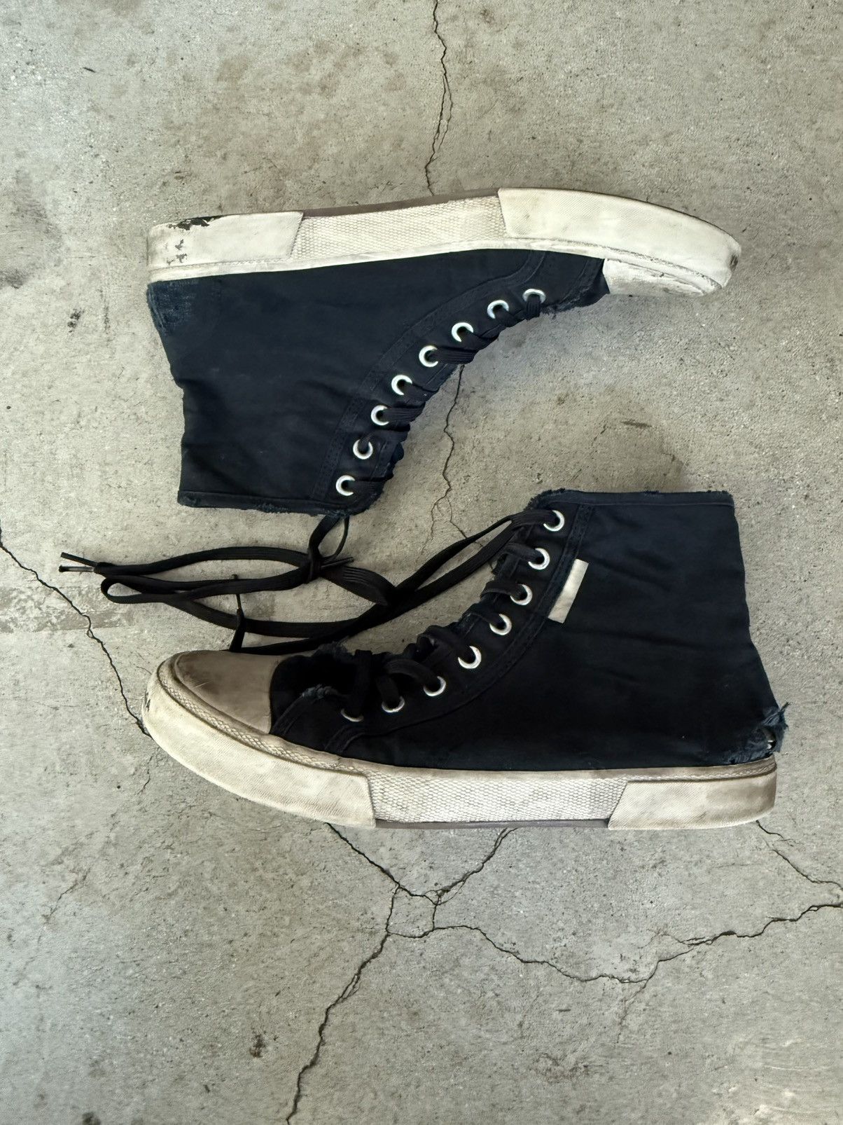 Balenciaga BALENCIAGA HI TOP PARIS CHUCKS SNEAKER Size US 11 / EU 44 - 2 Thumbnail