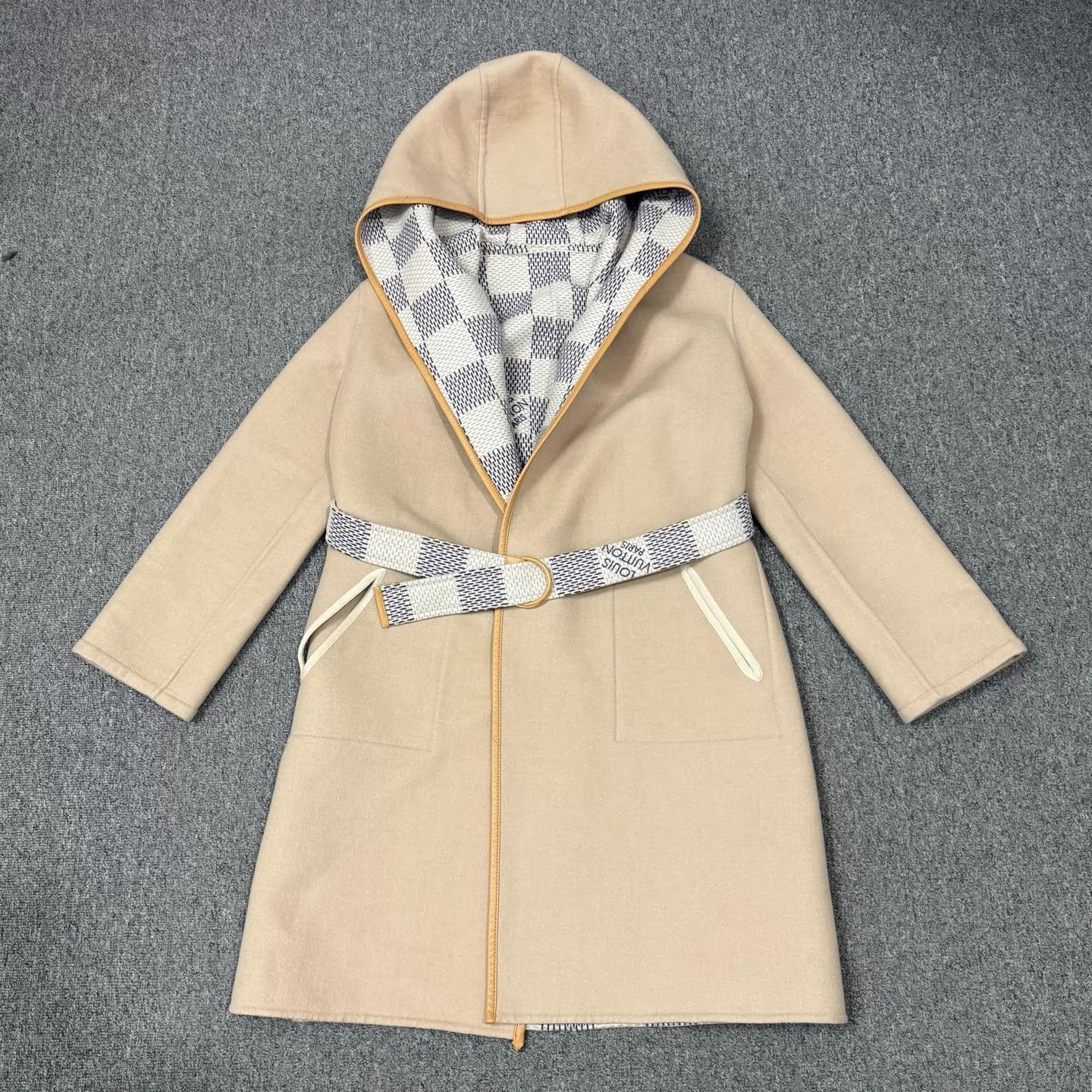 Louis Vuitton LV Damier Double-Faced Wool Overcoat 34 Unused Size XS / US 0-2 / IT 36-38 - 2 Thumbnail