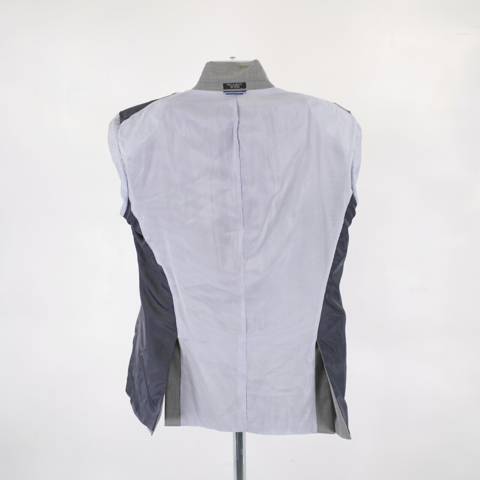 Tommy Hilfiger DAMAGED Tommy Hilfiger Wool Gray Sharkskin 42R 2 Button Blaz Size 42R - 15 Thumbnail