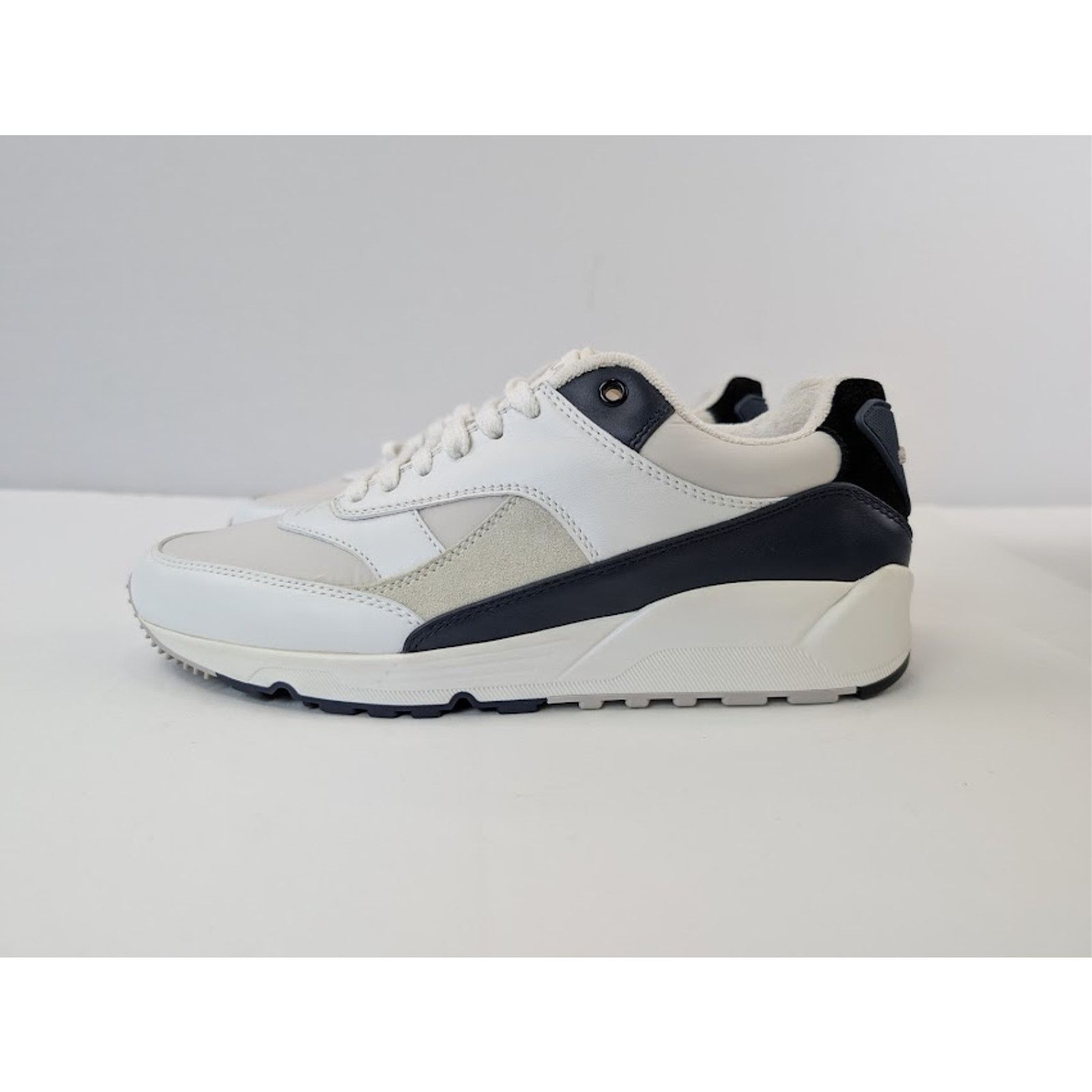 Saint Laurent Paris o1rshd1 Bump 15 Low-Top Sneaker in Blanc Optique / Soft A Size US 8 / EU 41 - 10 Thumbnail