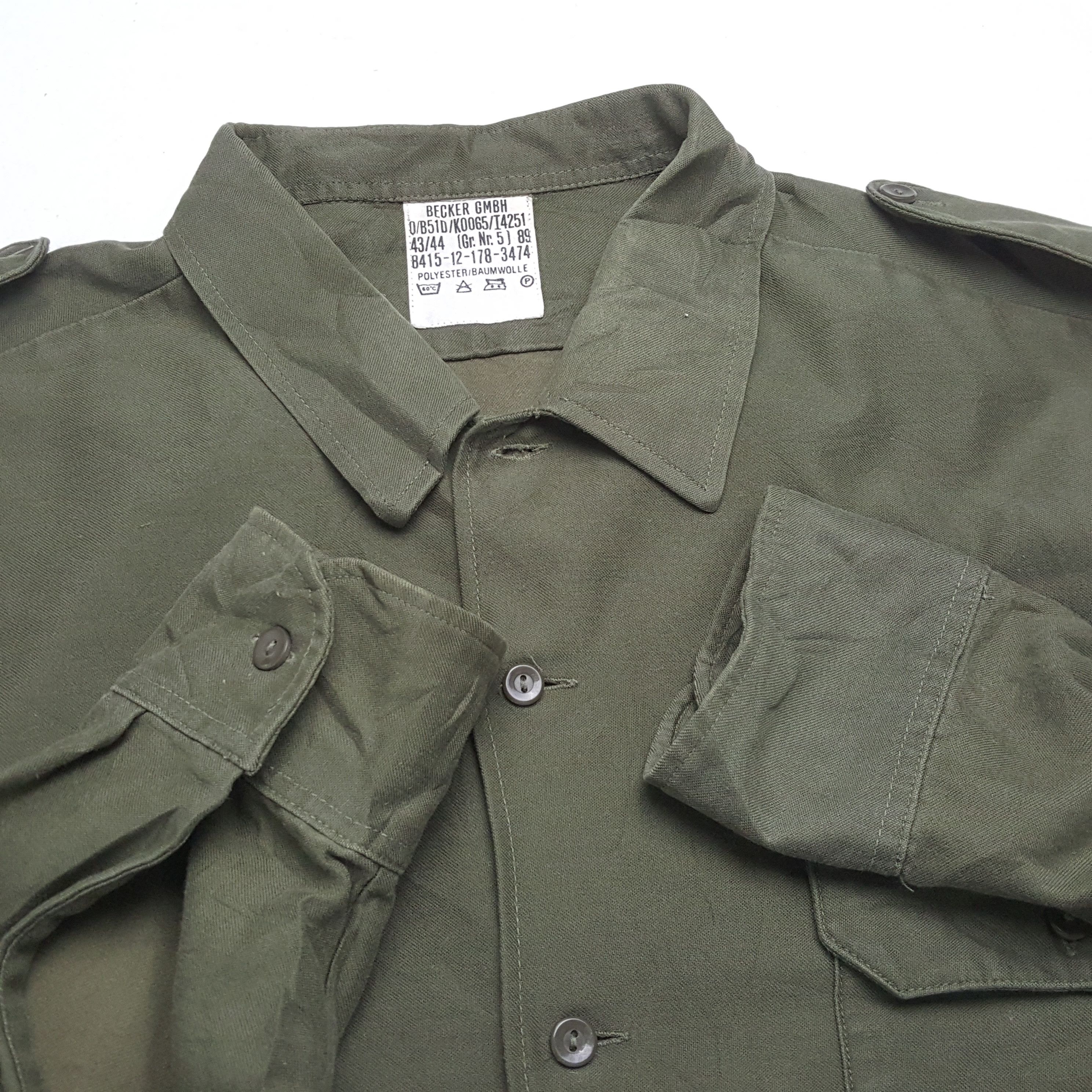 Vintage Military Army Style Custom Art Shirt Size US L / EU 52-54 / 3 - 9 Thumbnail