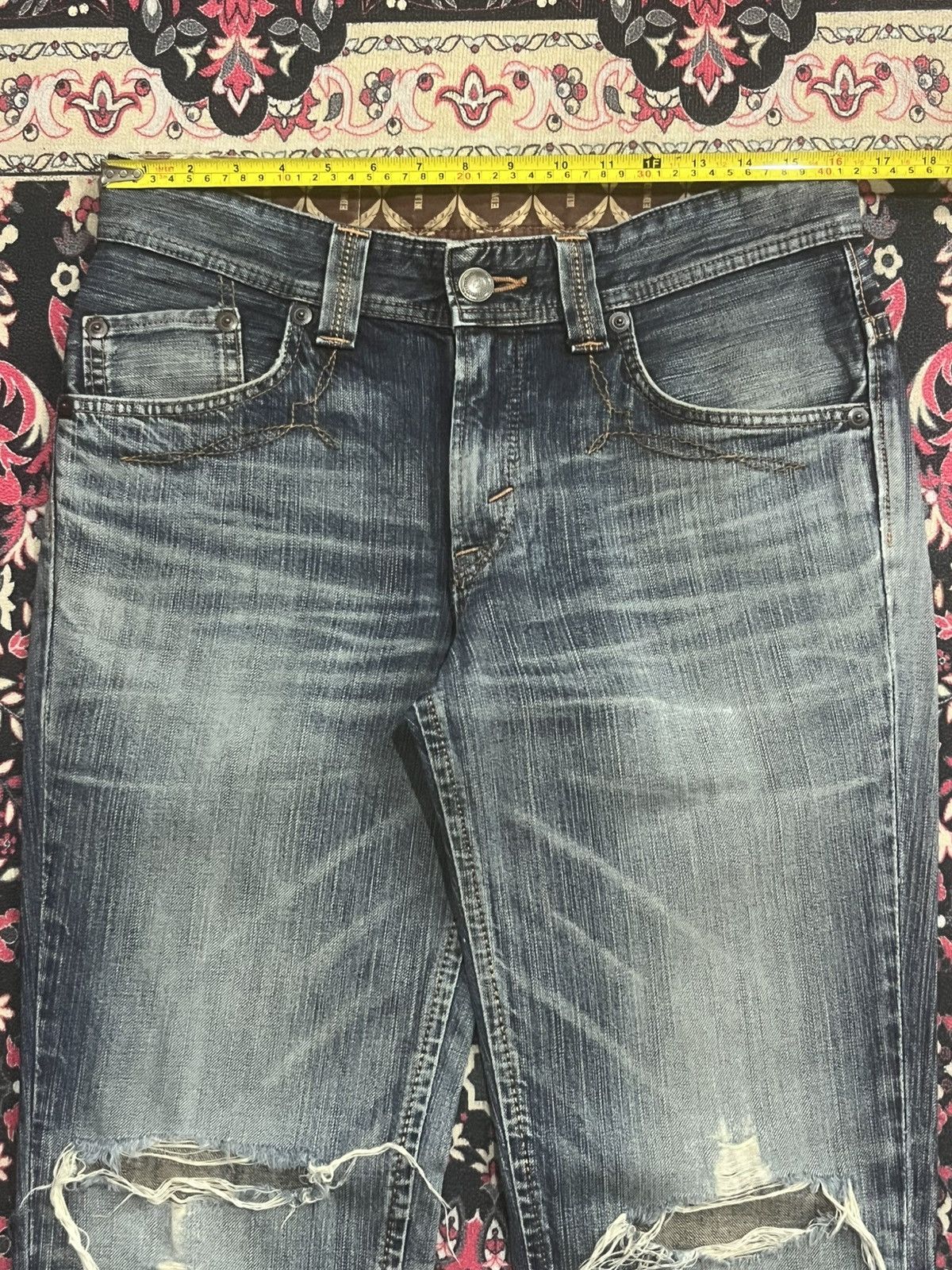Edwin Vintage Edwin 431 XVS Dark Blue Washed Ripped Flare Jeans Size US 30 / EU 46 - 13 Thumbnail