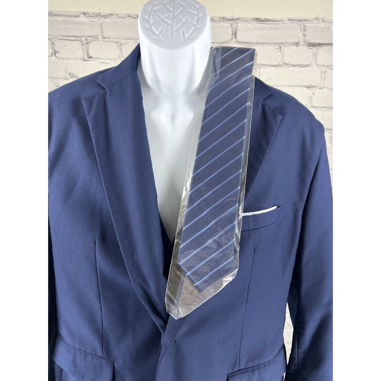 Vintage Unbranded Blue Full Suit 4 Piece Set Vest Pants Necktie Notch 2 Button Jacket XL Size 46R - 4 Thumbnail