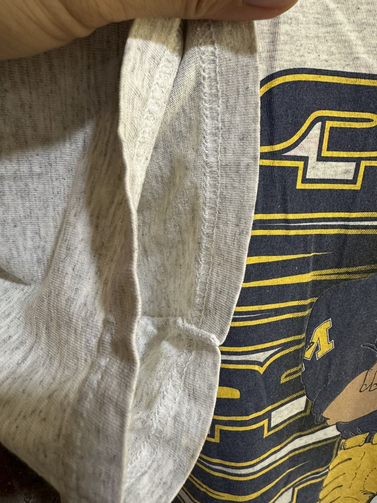 MLB Vintage Rugby Michigan Mirror Printed Faded Tee Size US XL / EU 56 / 4 - 4 Thumbnail