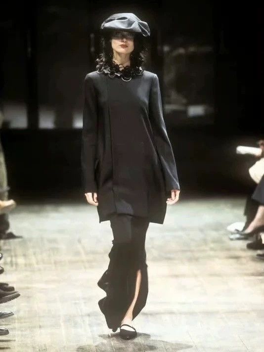 Yohji Yamamoto Yohji Yamamoto 1997 AW Dior Tribute Decon Black Top Size S / US 4 / IT 40 - 1 Thumbnail