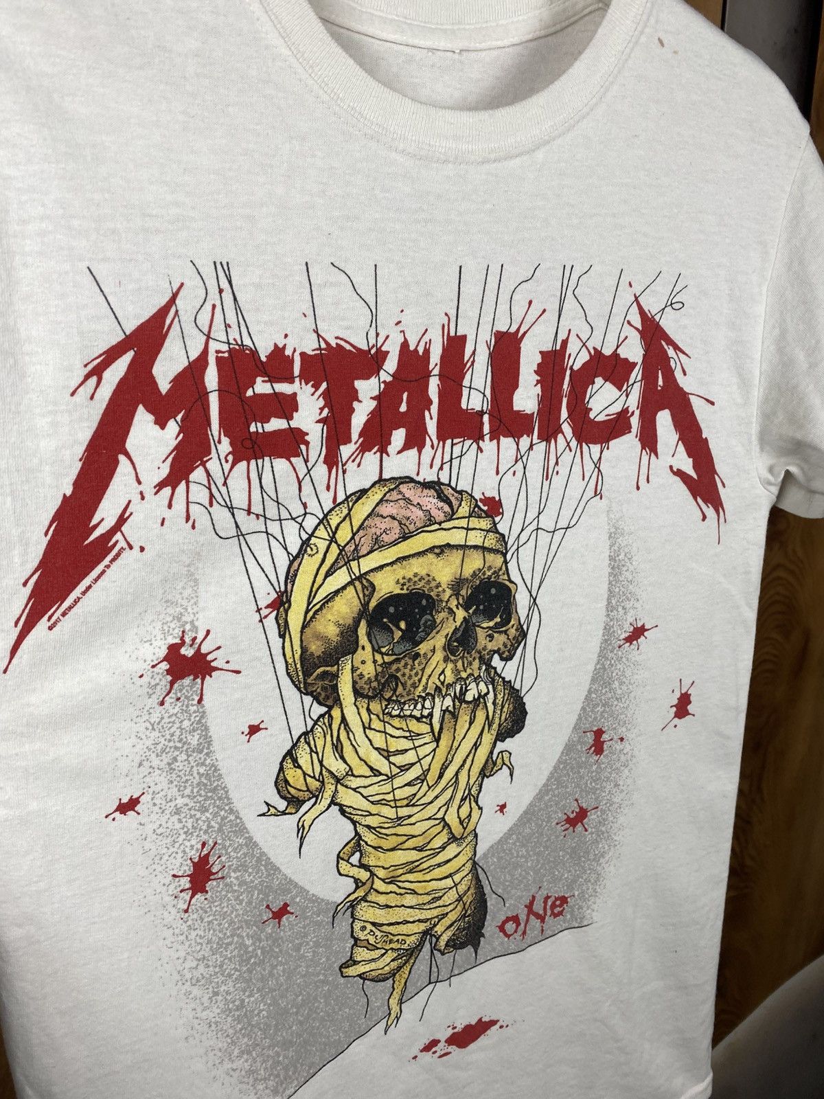 Metallica 💀Vintage T-Shirt Metallica 2017 Landmine Left Me With Life💀 Size US S / EU 44-46 / 1 - 3 Thumbnail