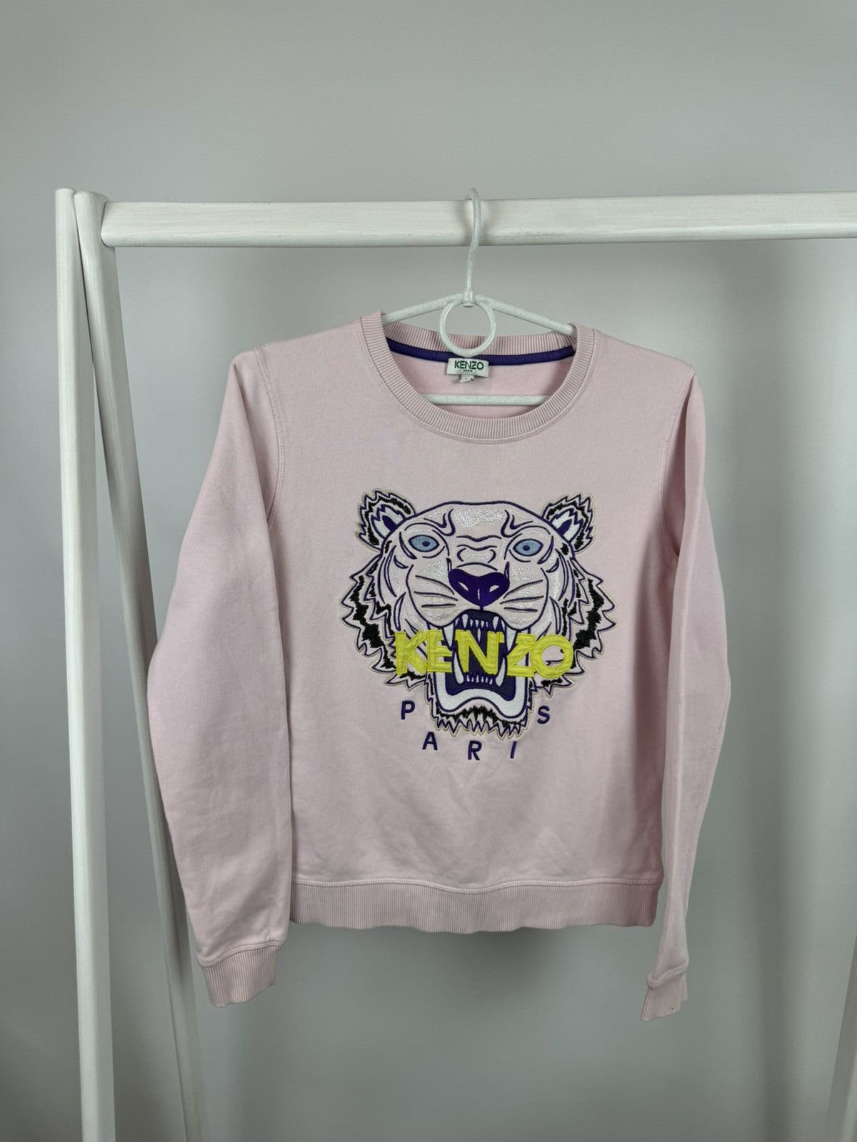 Kenzo Vintage Kenzo Pink Sweatshirt Size S / US 4 / IT 40 - 1 Thumbnail