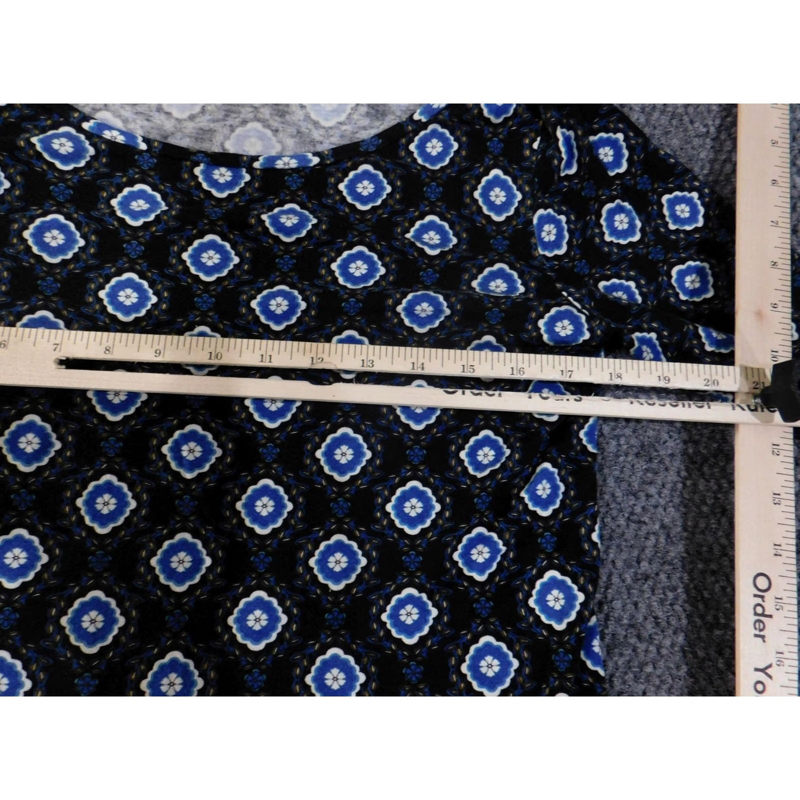Loft LOFT Dress Womens Medium Black Blue White Geometric Print Short Sleeve Rayon Dress Size 32" / US 10 / IT 46 - 6 Thumbnail