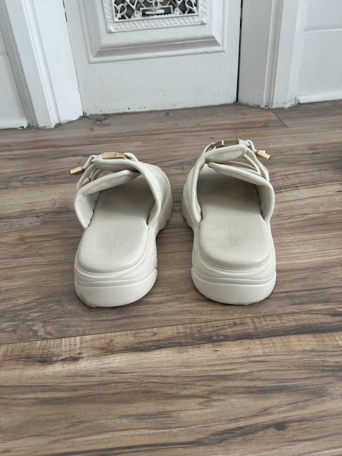 Bottega Veneta Bottega Veneta Flash Leather Strap Sandals - White / Gold Size US 10 / EU 43 - 4 Thumbnail