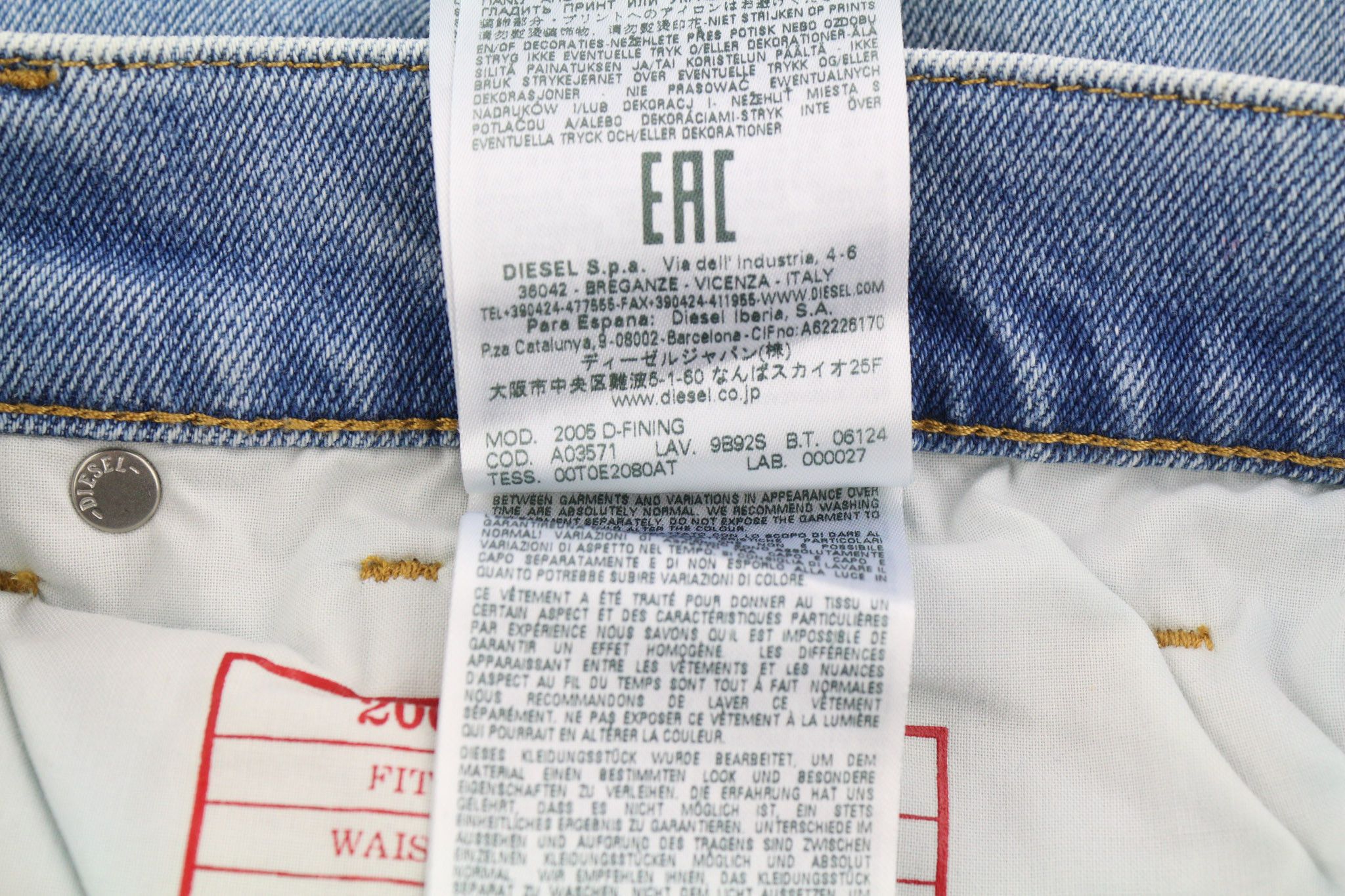 Diesel 2005 D-FINING 9B92S W32/L32 Tapered Denim 40398 Size US 32 / EU 48 - 11 Thumbnail