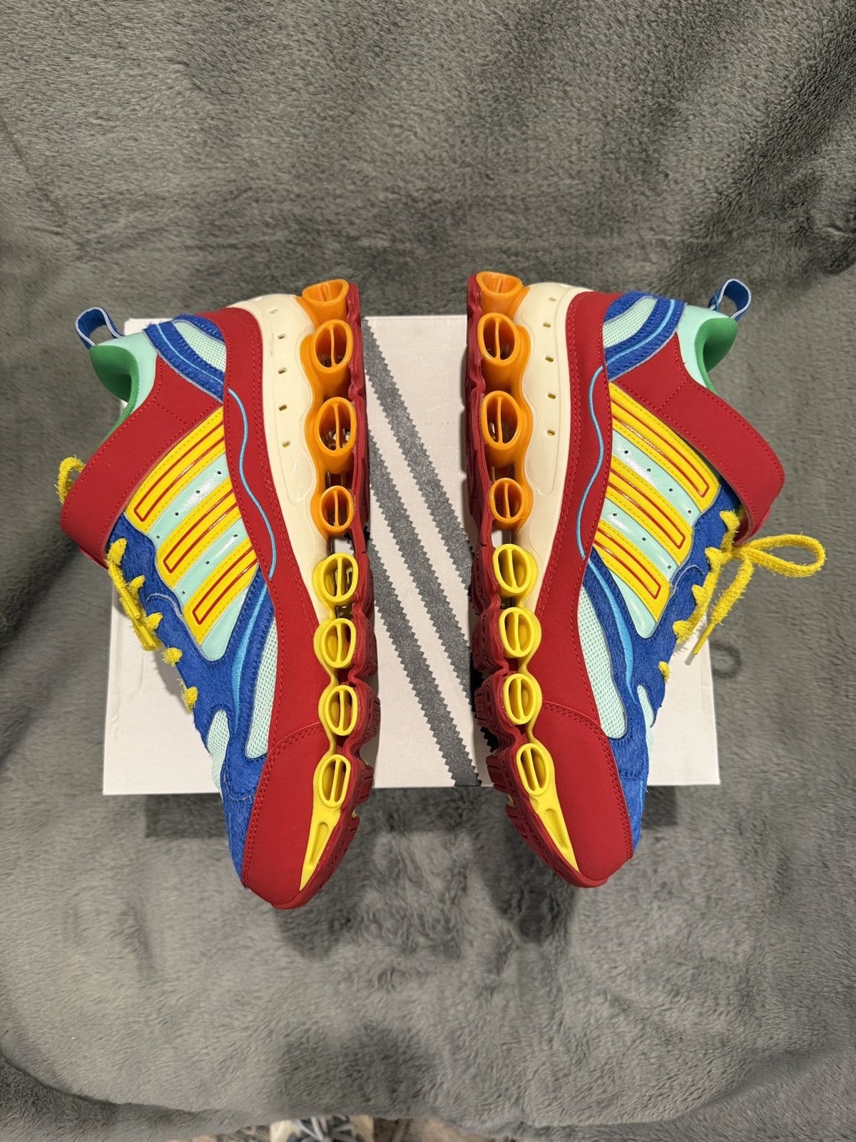 Adidas adidas Microbounce Kerwin Frost Multi-Color 13M OG ALL Size US 13 / EU 46 - 11 Thumbnail