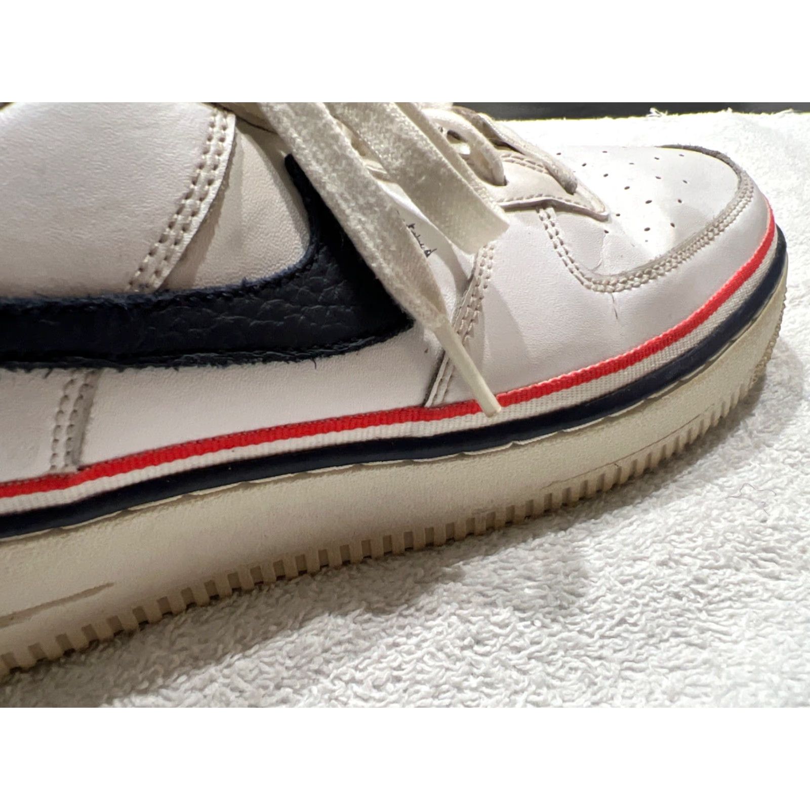 Nike VINTAGE NIKE Air Force 1 Low USA Ribbon Red White Blue CJ1377-100 Men’s Size 6.5Y (6.5 US) Sneakers Size US 7 / EU 40 - 7 Thumbnail
