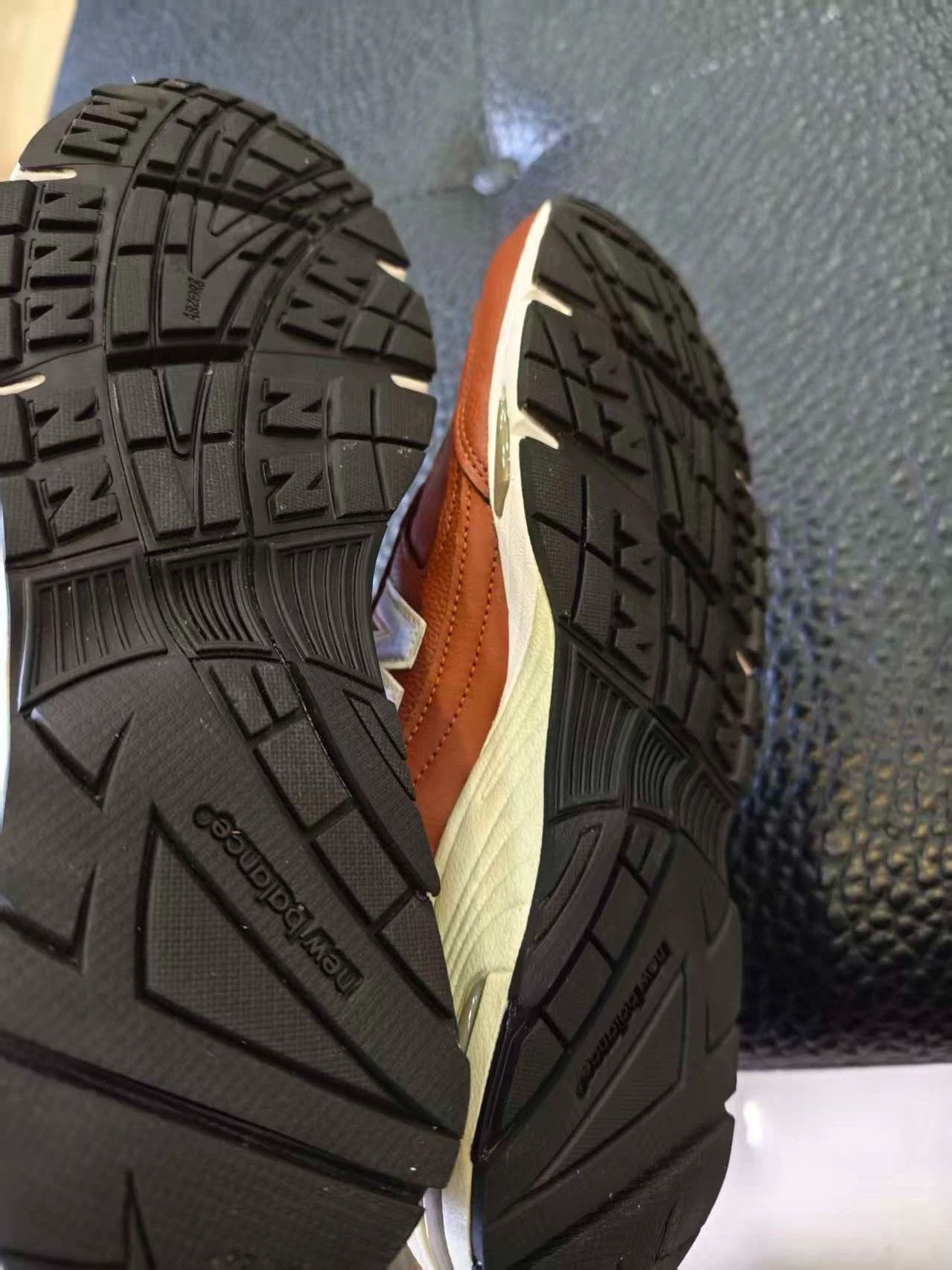 New Balance New Balance 991 UK Made Brown Leather Limited 43 99New Size US 10 / EU 43 - 4 Thumbnail