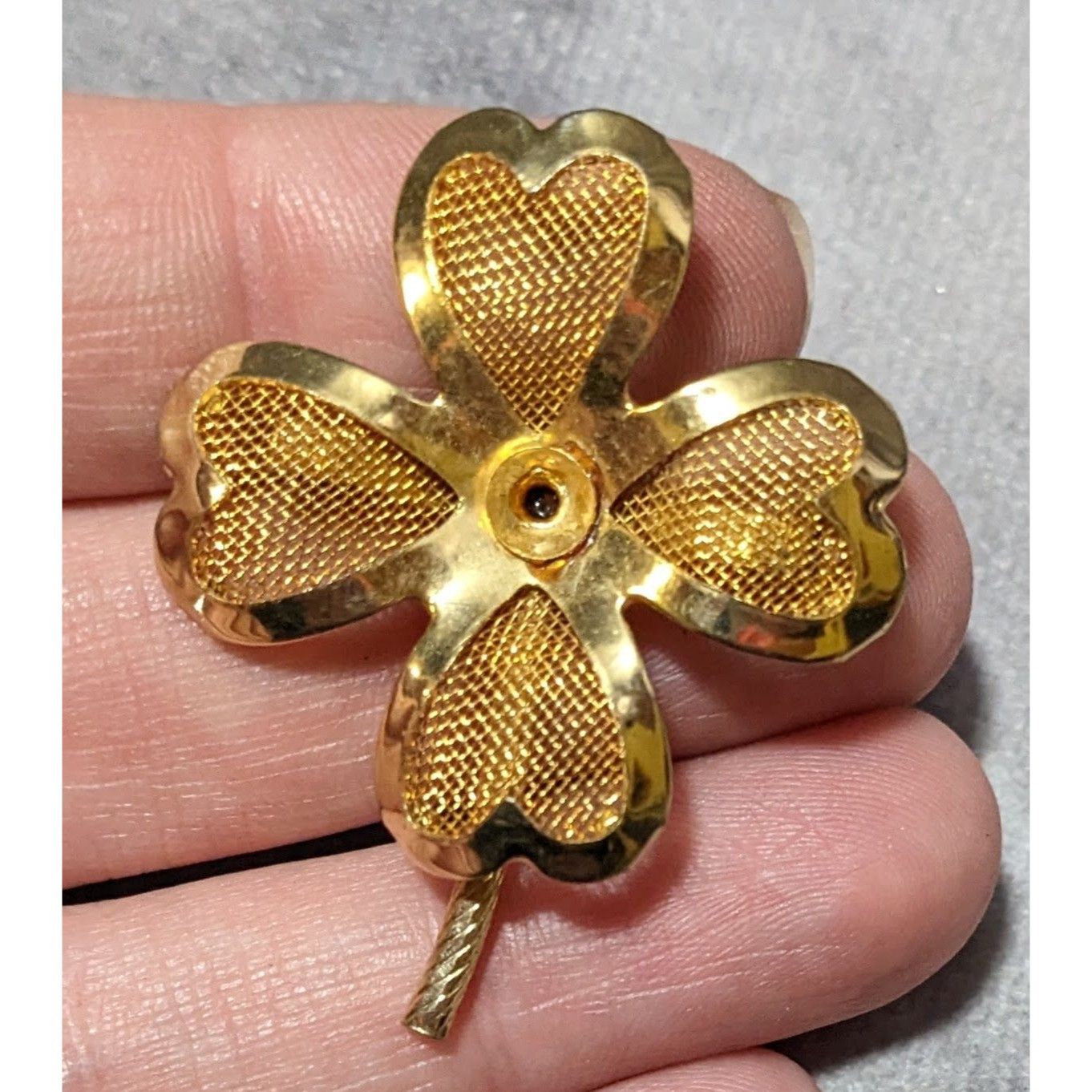 Other Vintage Gold Tone Mesh Four Leaf Clover Brooch Size ONE SIZE - 5 Thumbnail