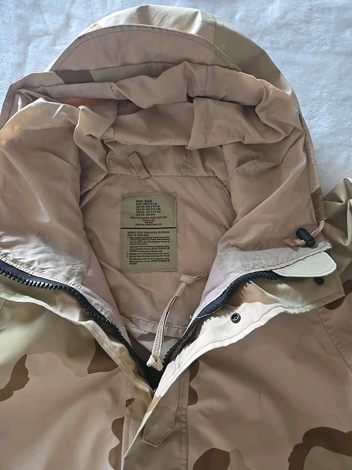 Goretex Desert Camouflage Goretex Jacket Pant Suit US Army ECWCS Size US M / EU 48-50 / 2 - 6 Thumbnail