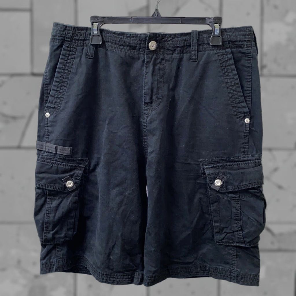 Buckle Black Buckle Black Cargo Shorts Men Size 34 Black Casual Cotton Linen Size US 34 / EU 50 - 1 Thumbnail
