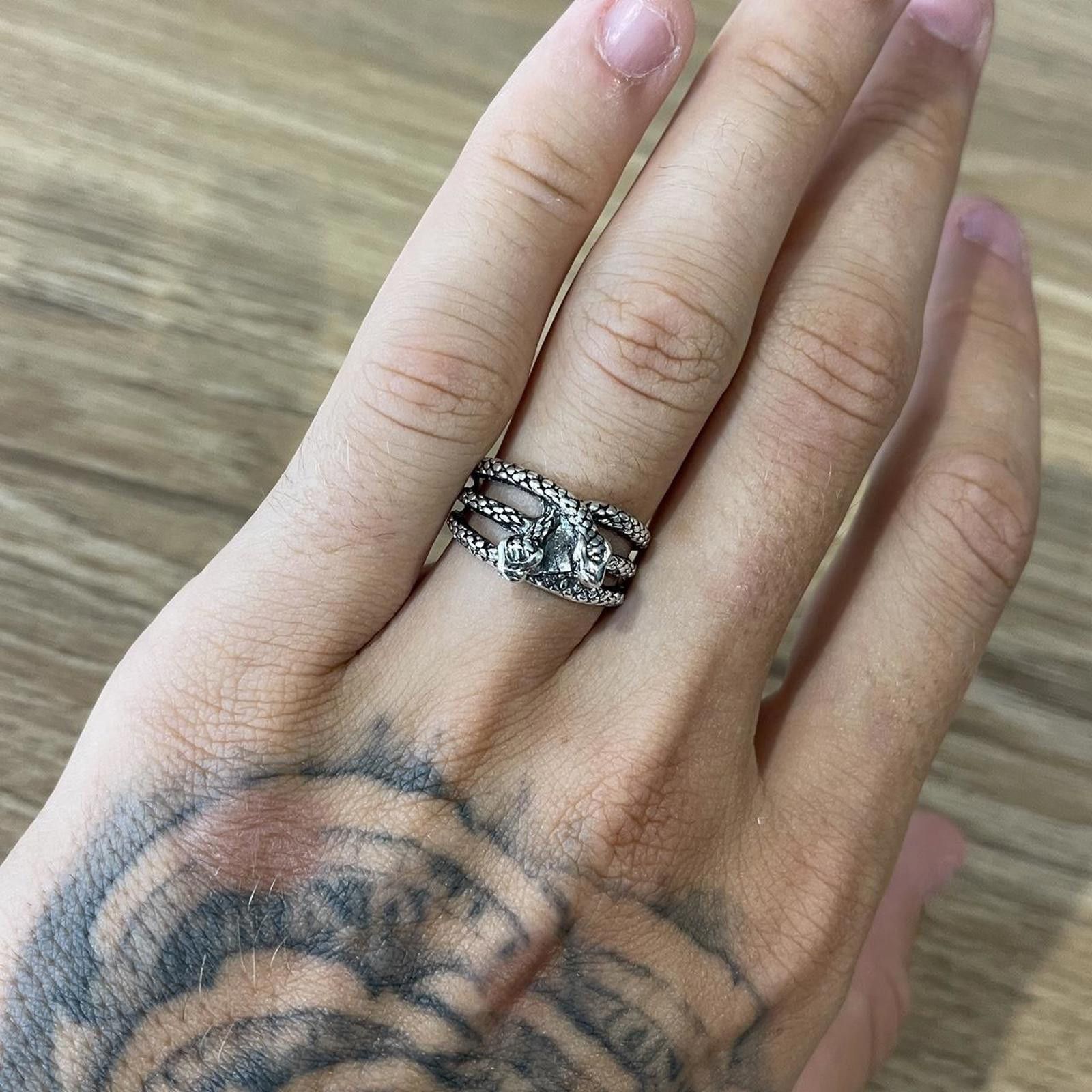 Rip Curl Silver Alloy Double Head Snake Ring Size ONE SIZE - 2 Thumbnail
