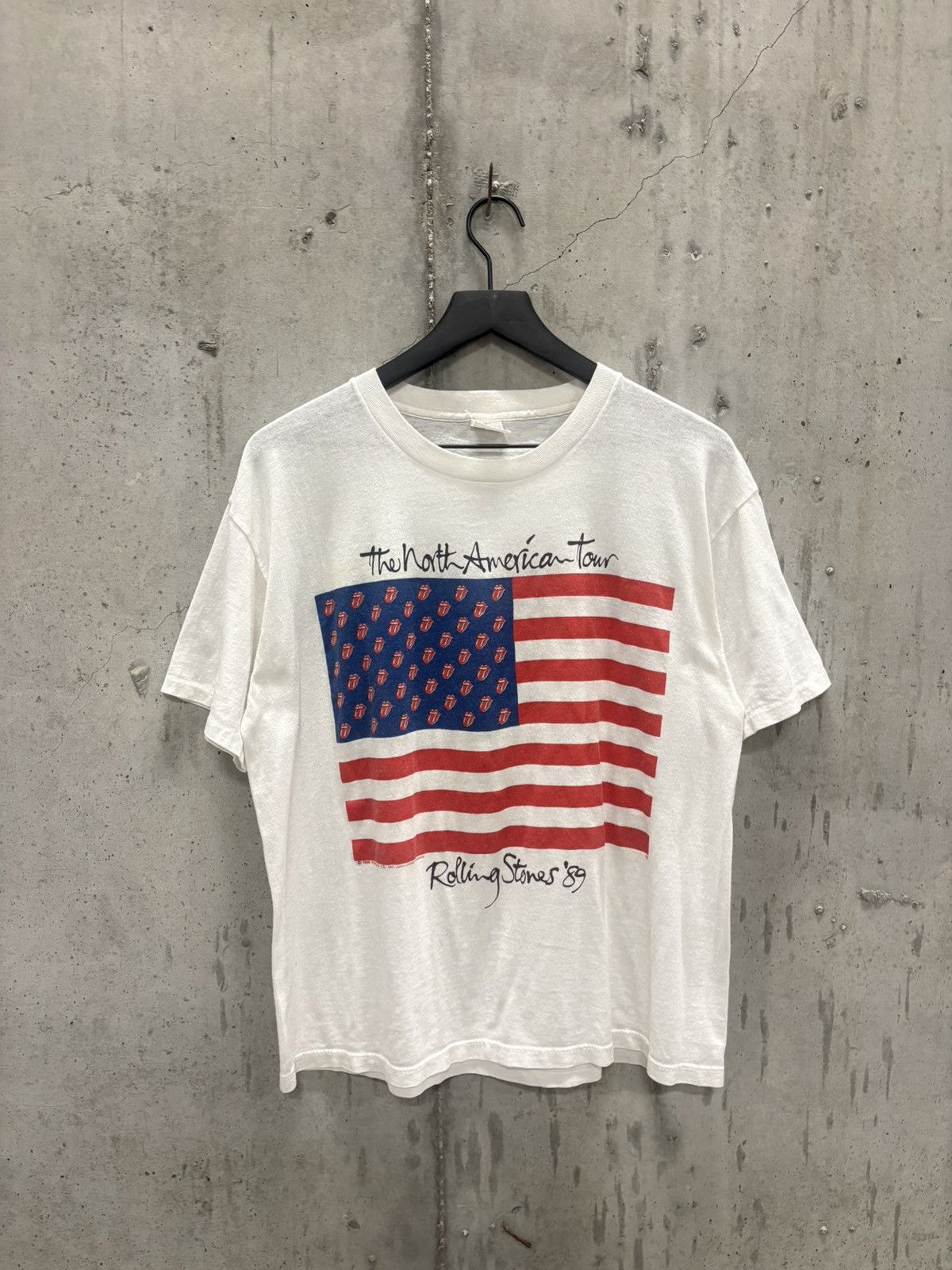 Band Tees Vintage Rolling Stones Shirt Thrashed Faded Distressed Grung Size US L / EU 52-54 / 3 - 1 Thumbnail