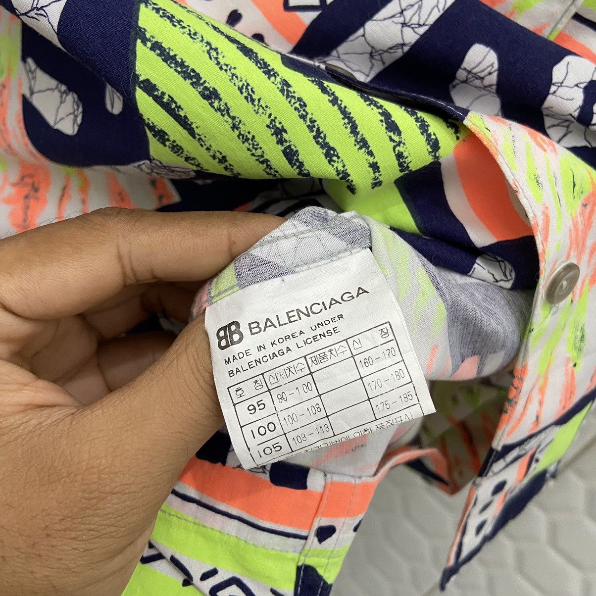 Balenciaga Vintage Balenciaga Printed Open Collar Shirt Size US L / EU 52-54 / 3 - 7 Thumbnail