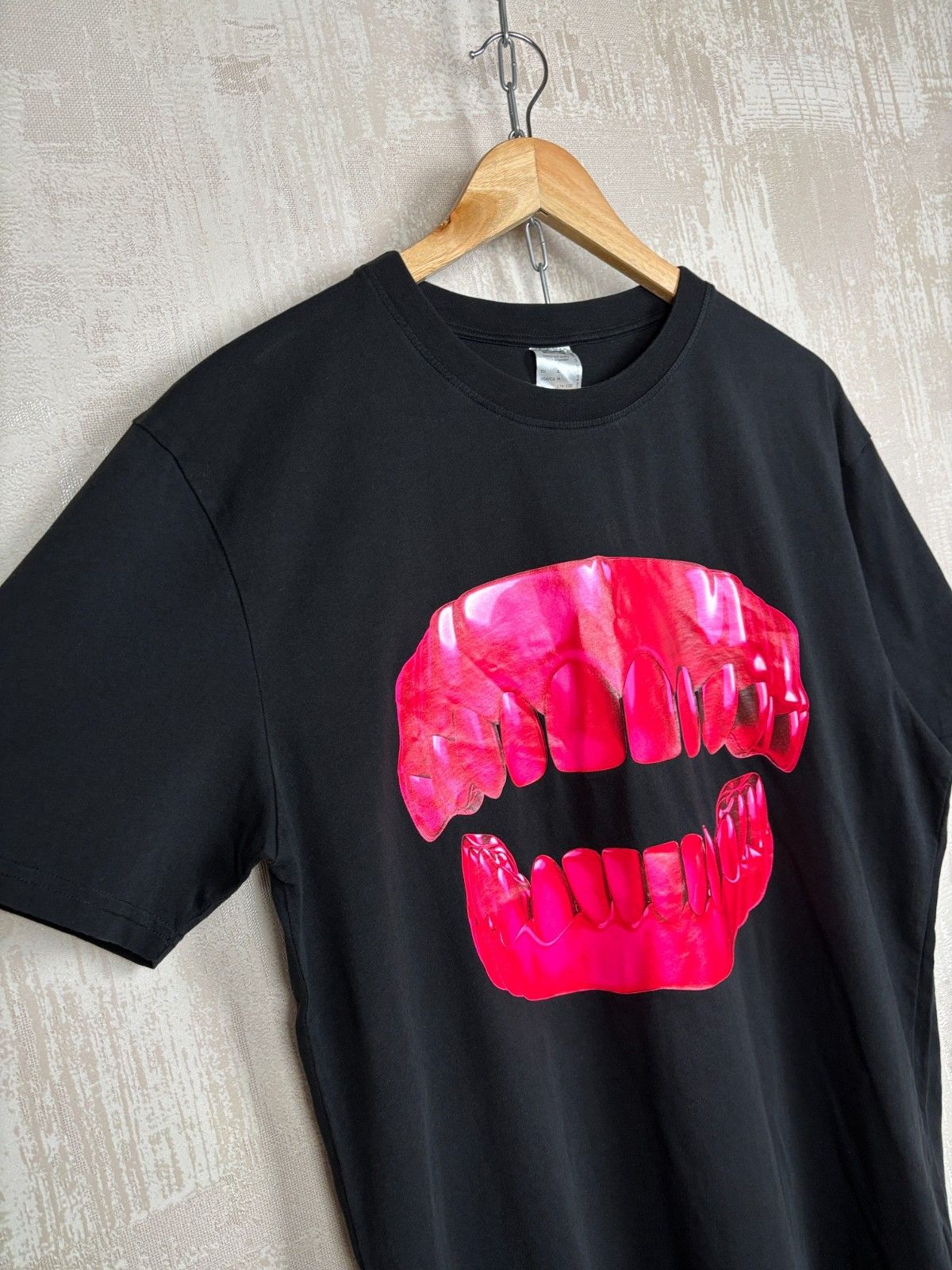 Ikea IKEA Giltig Katie Teeth 3D Print T-shirt Size L Size US L / EU 52-54 / 3 - 4 Thumbnail