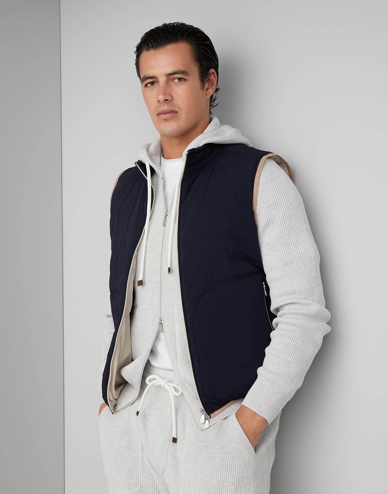 image of Brunello Cucinelli O1W1Db10524 Vest In Black, Men's (Size XL)