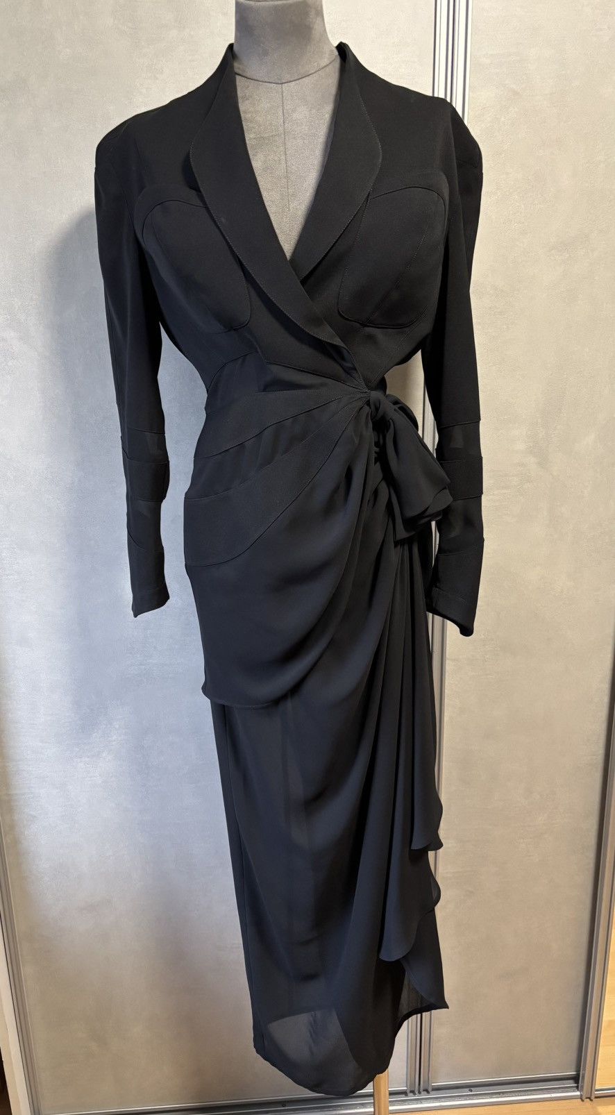 Thierry Mugler THIERRY MUGLER. Set with jacket and long skirt Size M / US 6-8 / IT 42-44 - 4 Thumbnail