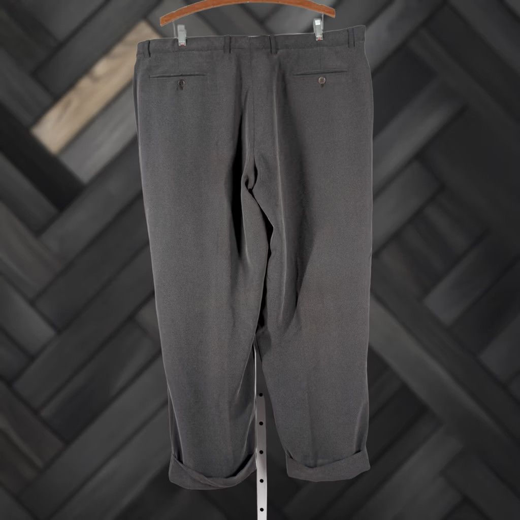 Giorgio Armani Giorgio Armani Vintage Pants Dress Pants Gray 41 x 30 Italy Designer 90s Y2K Mens Big & Tall Relaxed Front Flat Inseam 30" Size US 41 - 1 Thumbnail