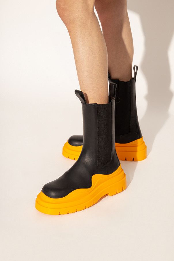 Bottega Veneta o1n1vont1224 Tire Chelsea Boots in Black/Orange Size US 5 / IT 35 - 2 Thumbnail