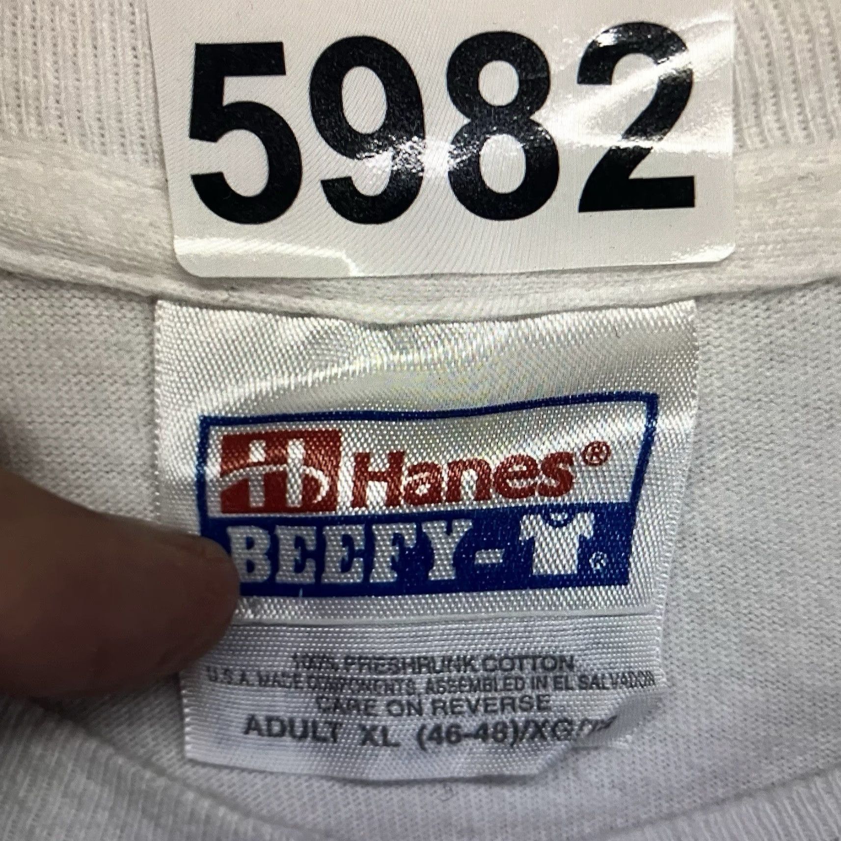 Hanes VINTAGE 2001 Hanes South Beech Golf T-Shirt Mens XL White Graphic Print Martini Olive Y2K Size US XL / EU 56 / 4 - 5 Thumbnail
