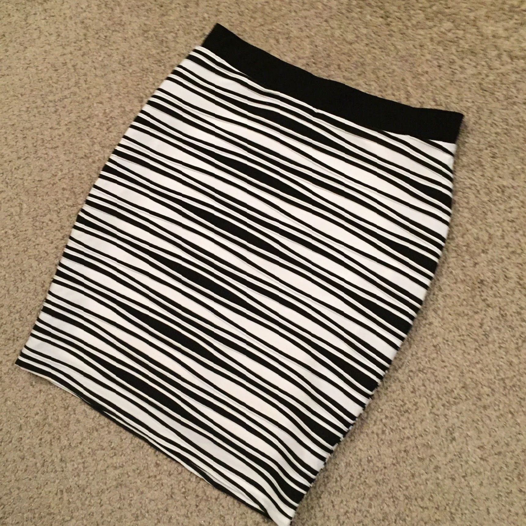 Vintage NY Collection Skirt Small White Black Striped Pull On Lined Pencil Size 28" / US 6 / IT 42 - 2 Thumbnail