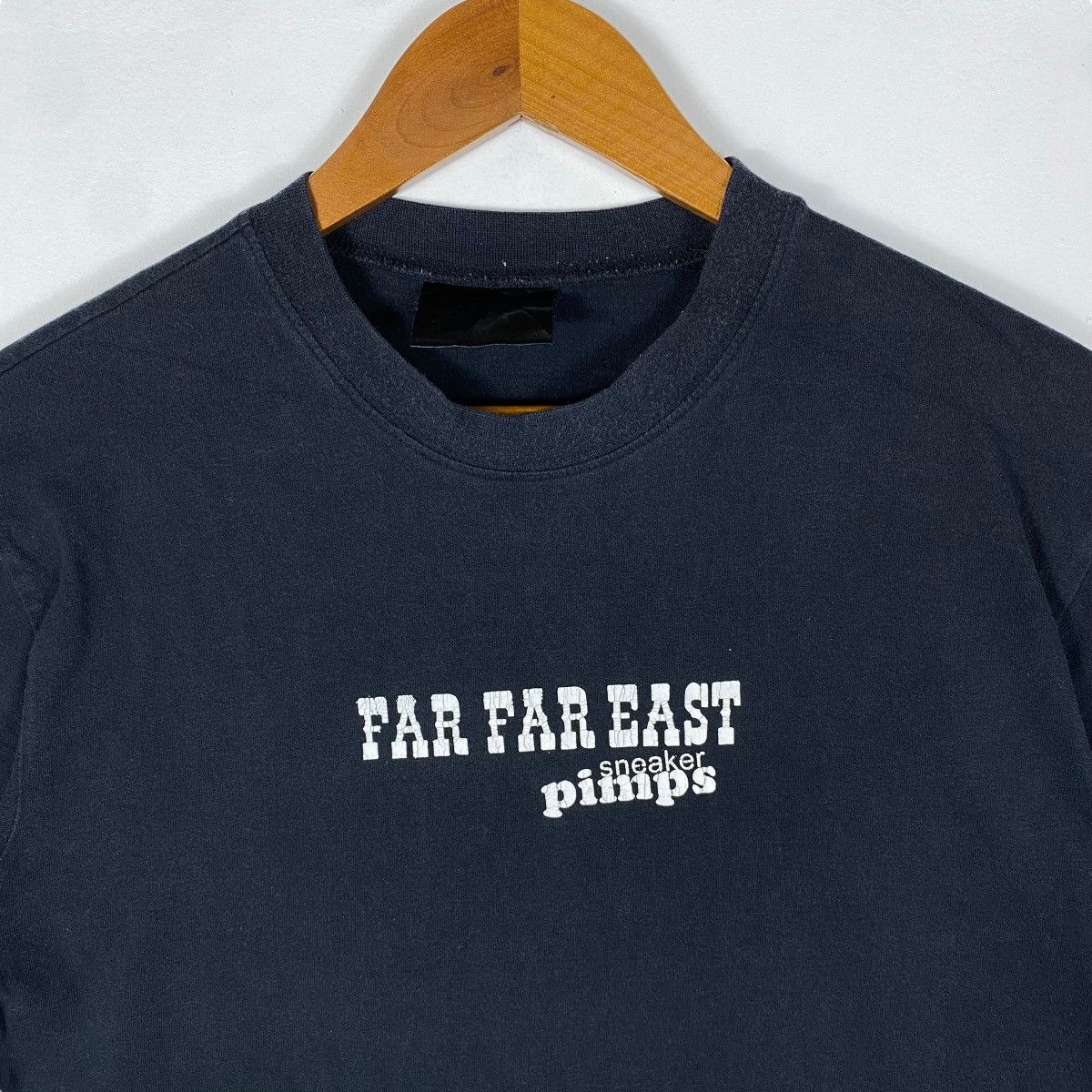 Futura SNEAKER PIMPS x FUTURA Far Far East Beijing & Shanghai Tee Size US M / EU 48-50 / 2 - 2 Thumbnail