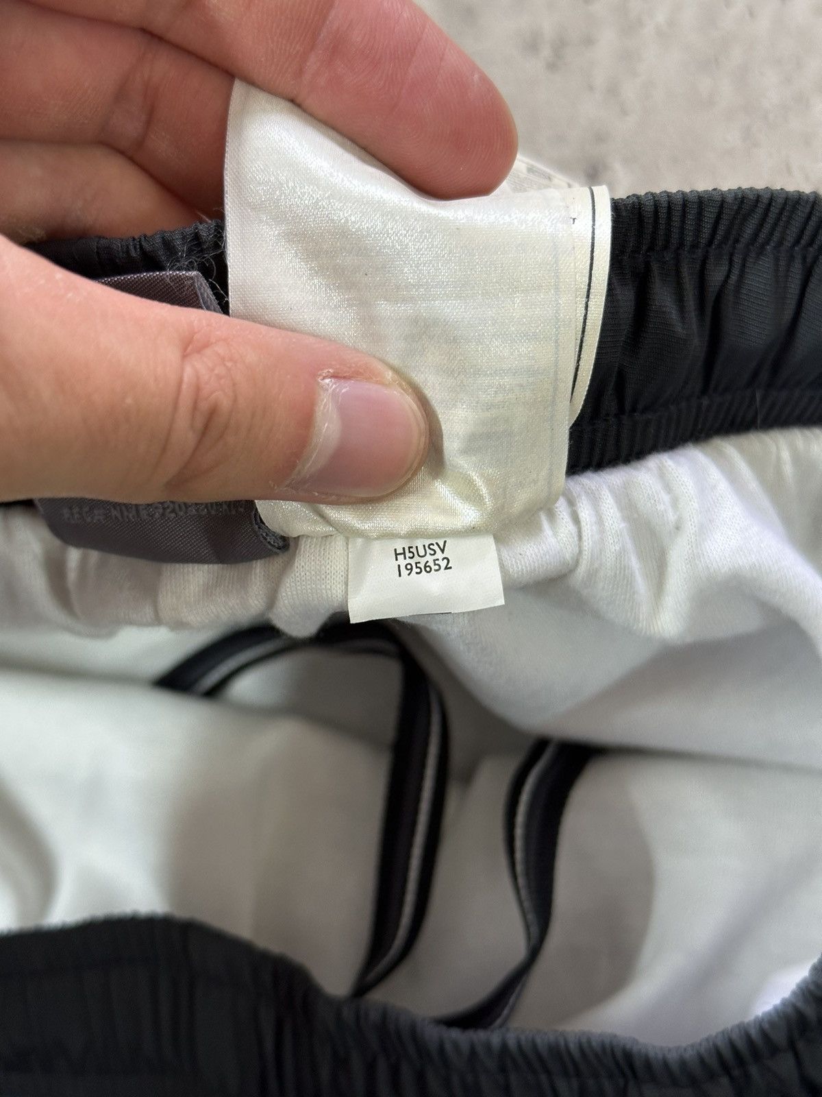 Nike × Vintage Vintage Y2K Nike Nylon Drill Track Pants Logo Embroidered Size US 33 - 15 Thumbnail