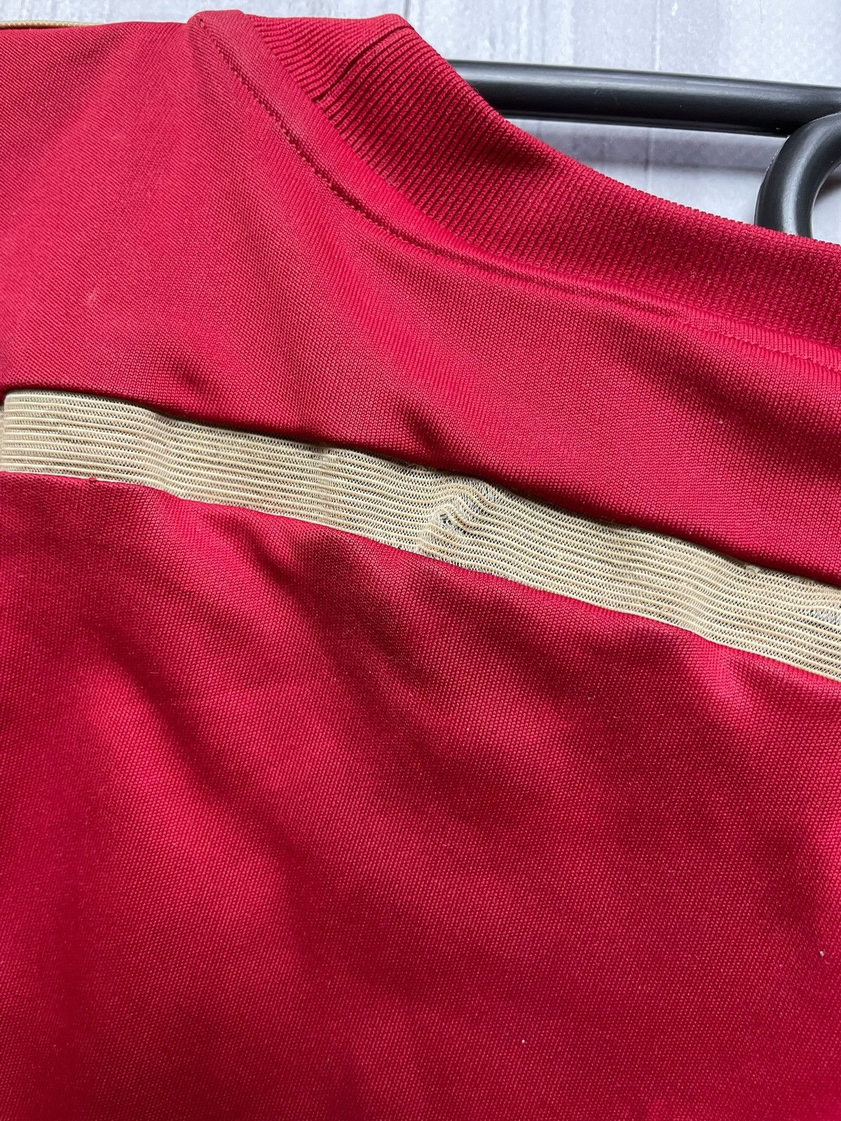 Adidas × Vintage Vintage adidas Spain size M soccer jersey red Size US M / EU 48-50 / 2 - 8 Thumbnail