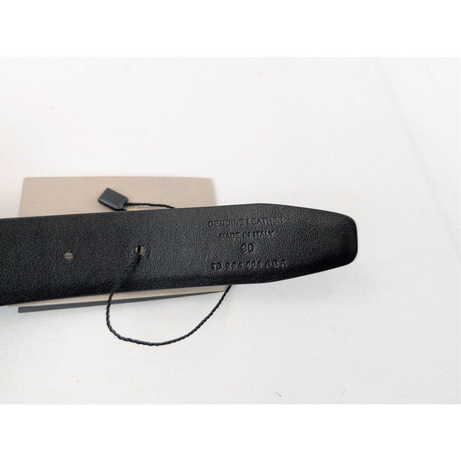 Tom Ford o1rshd1 Size: 95 / T Icon Crocodile-Effect Belt in Navy Blue Size 38 - 12 Thumbnail