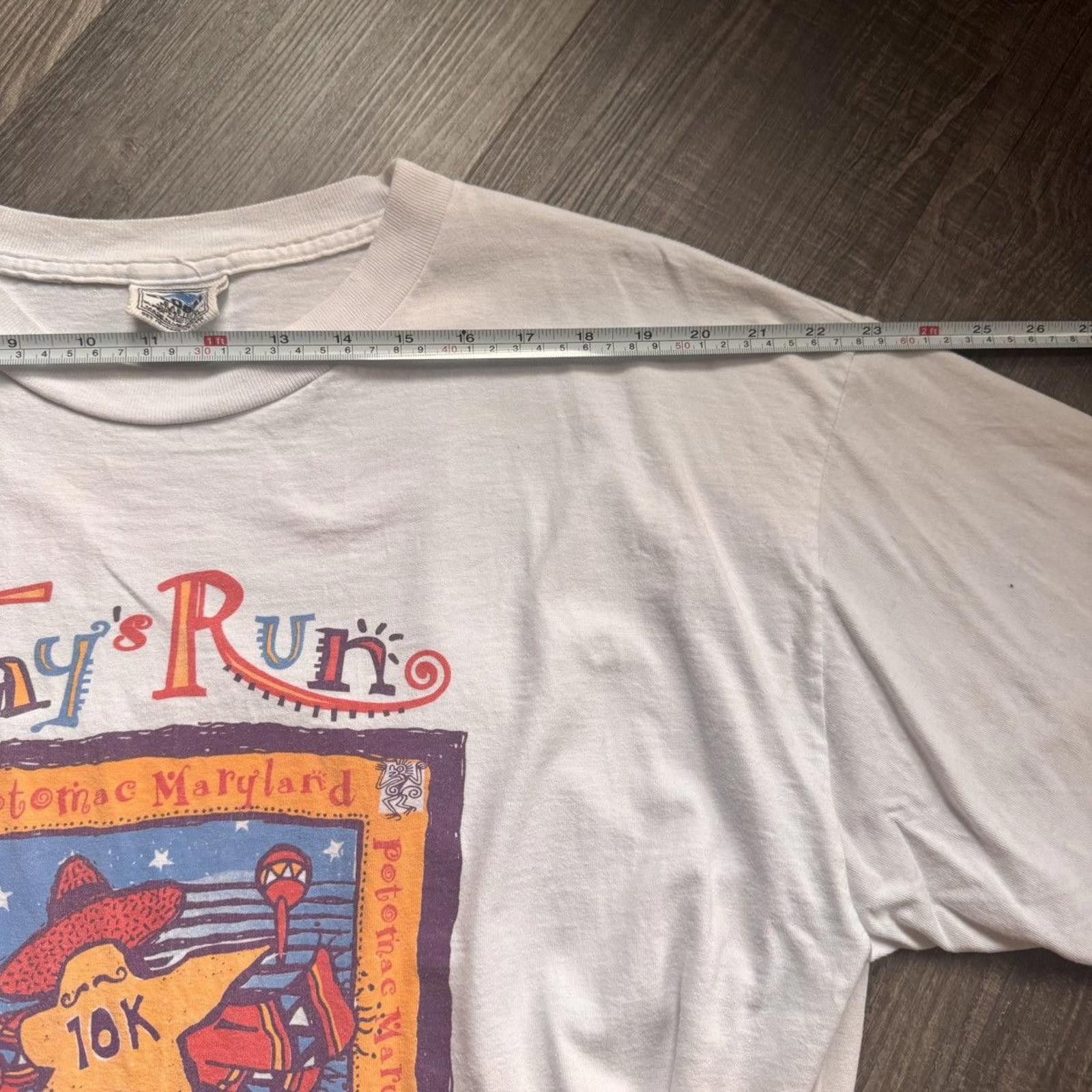 Vintage GLOBAL BASICS • VNTG "10K Run" Pre-Shrunk Tee (XL) Size US XL / EU 56 / 4 - 4 Thumbnail