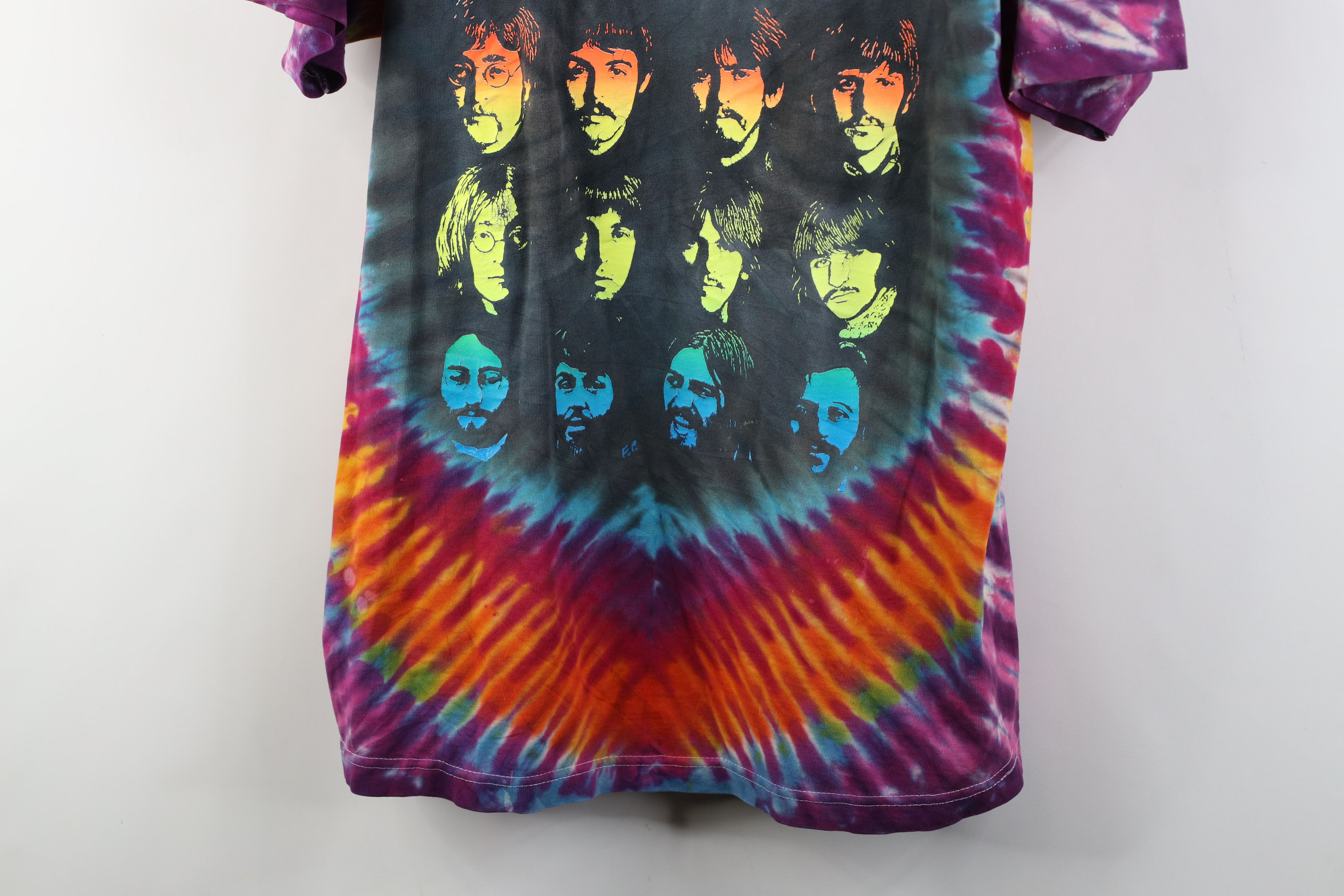 Vintage Vintage 90s Tie Dye The Beatles Anthology Band T-Shirt USA Size US L / EU 52-54 / 3 - 3 Thumbnail