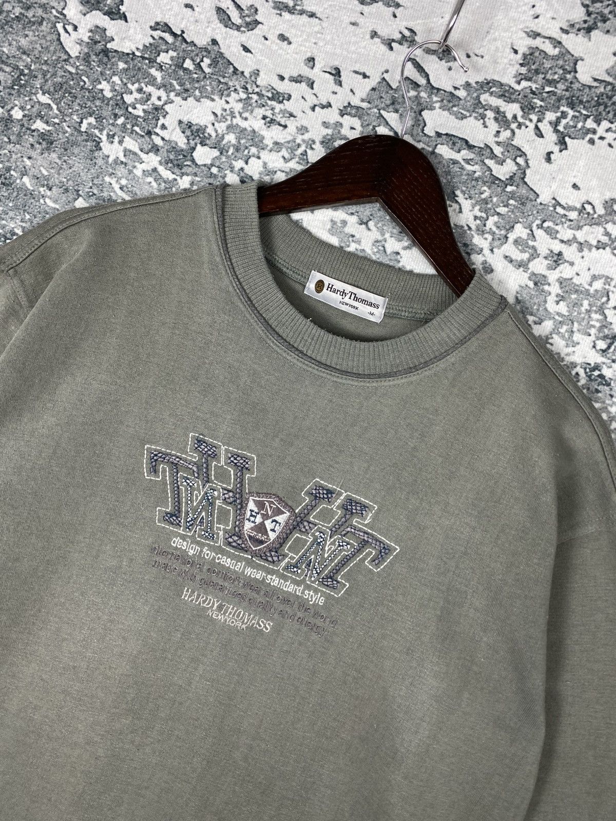 Designer Vintage Hardy Thomas Crewneck Sweatshirts Size US M / EU 48-50 / 2 - 2 Thumbnail