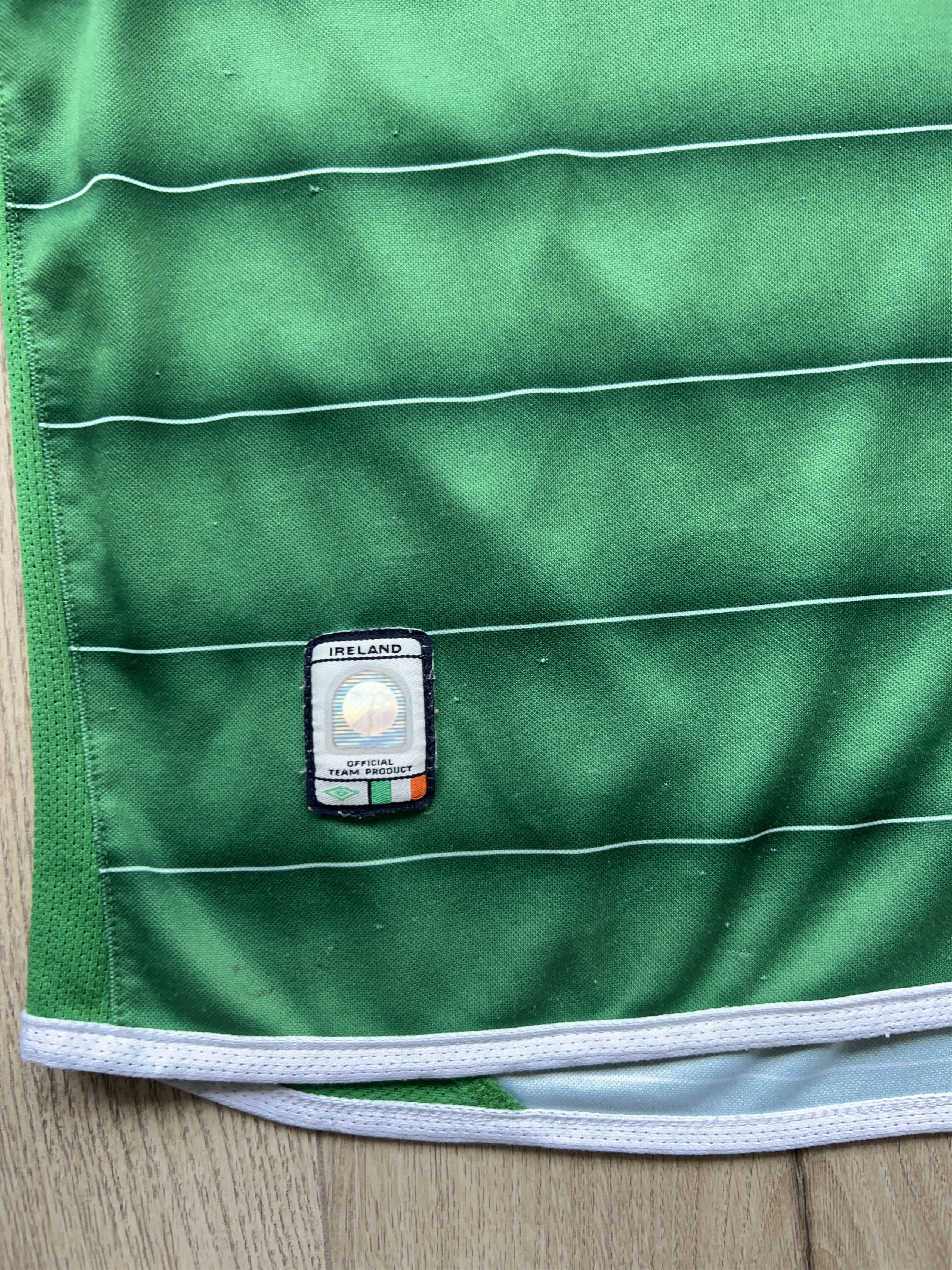Umbro Mens Ireland 2003 Home Football Soccer Shirt Jersey Size S Size US S / EU 44-46 / 1 - 5 Thumbnail