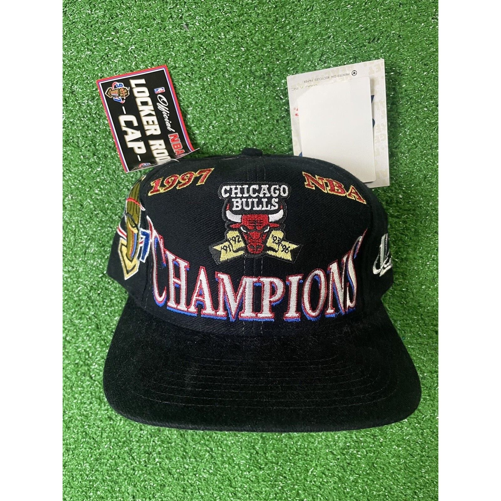 Champion NWT Vintage Chicago Bulls NBA Champions Black Snapback Hat Size ONE SIZE - 1 Thumbnail