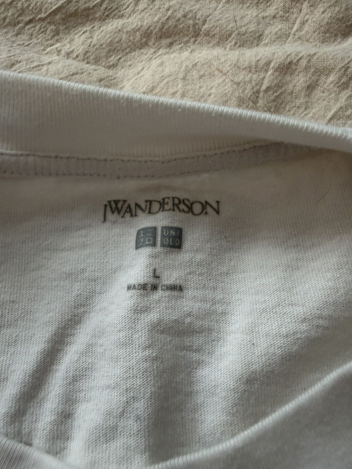JW Anderson × Uniqlo Uniqlo x JW Anderson embroidered sunflower tshirt Size US L / EU 52-54 / 3 - 3 Thumbnail