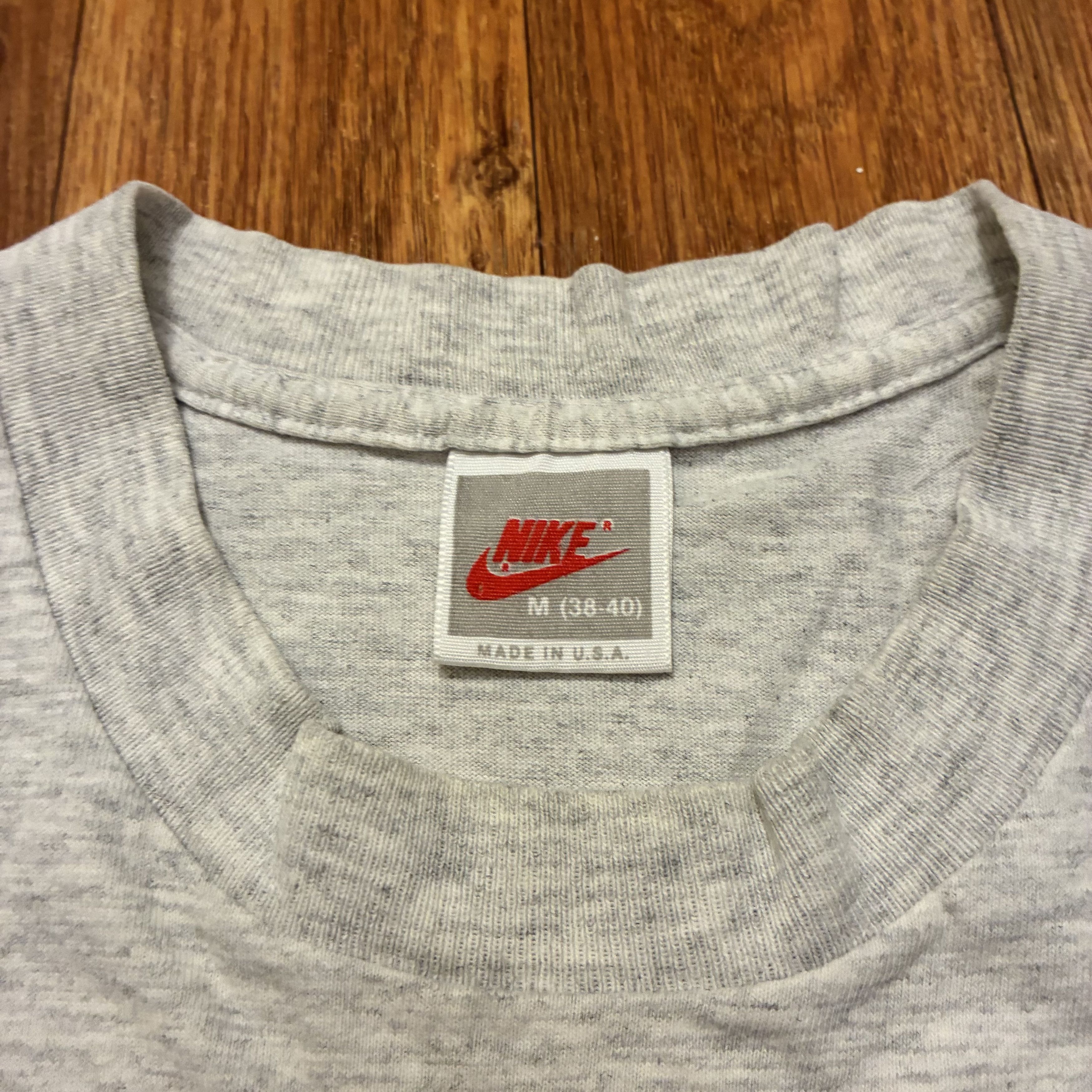 Nike Vintage Nike Gray Tag Run Off 1991 Art Print Tee Made in USA Size US M / EU 48-50 / 2 - 3 Thumbnail