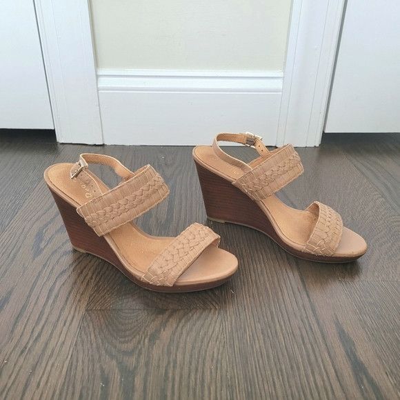 Jack Rogers Tinsley Whipstitch Leather Wedge Sandal Footwear
