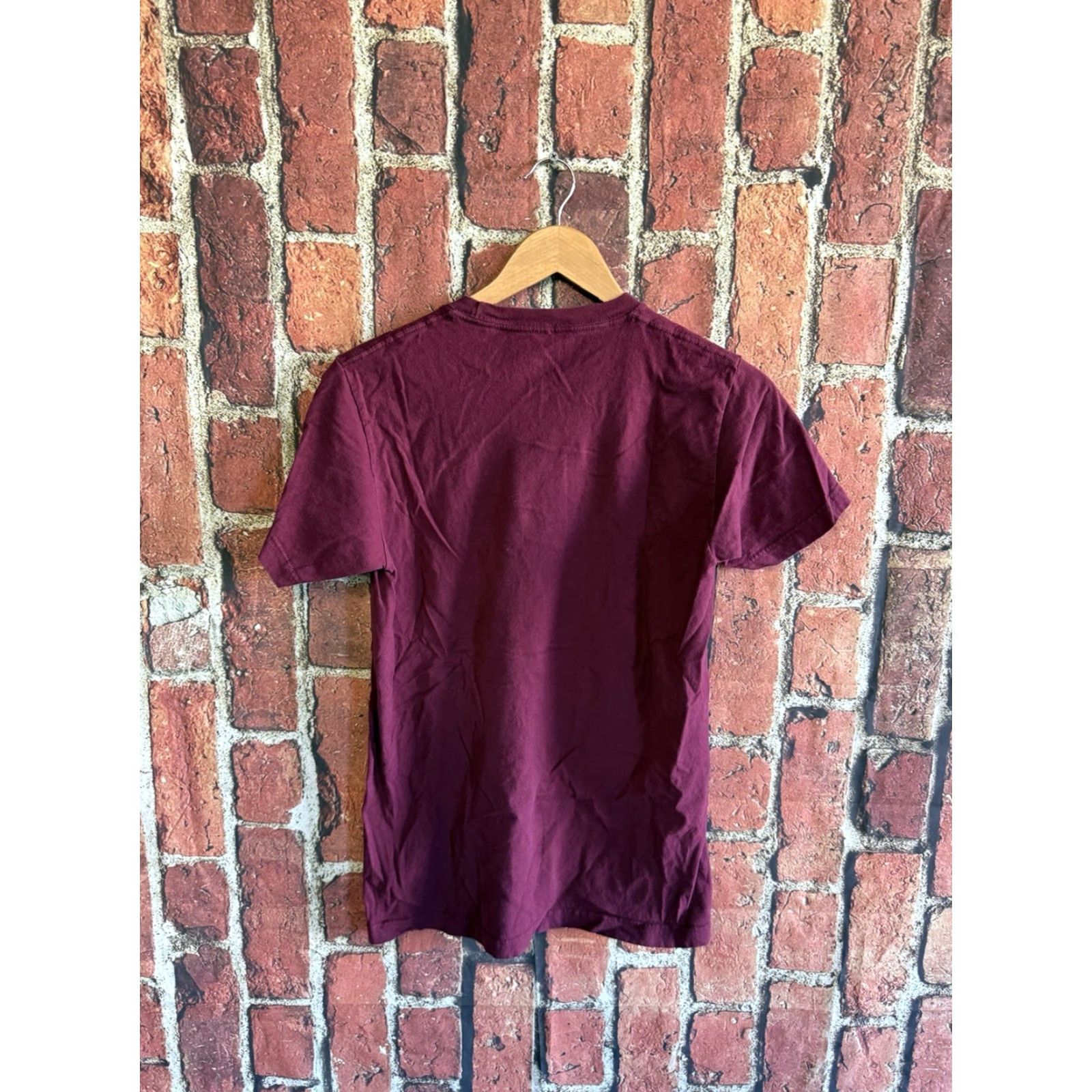 Vintage Kikis Delivery Service T-Shirt Red Short Sleeve Graphic Men MSize Size M Adult Medium Size US M / EU 48-50 / 2 - 2 Thumbnail
