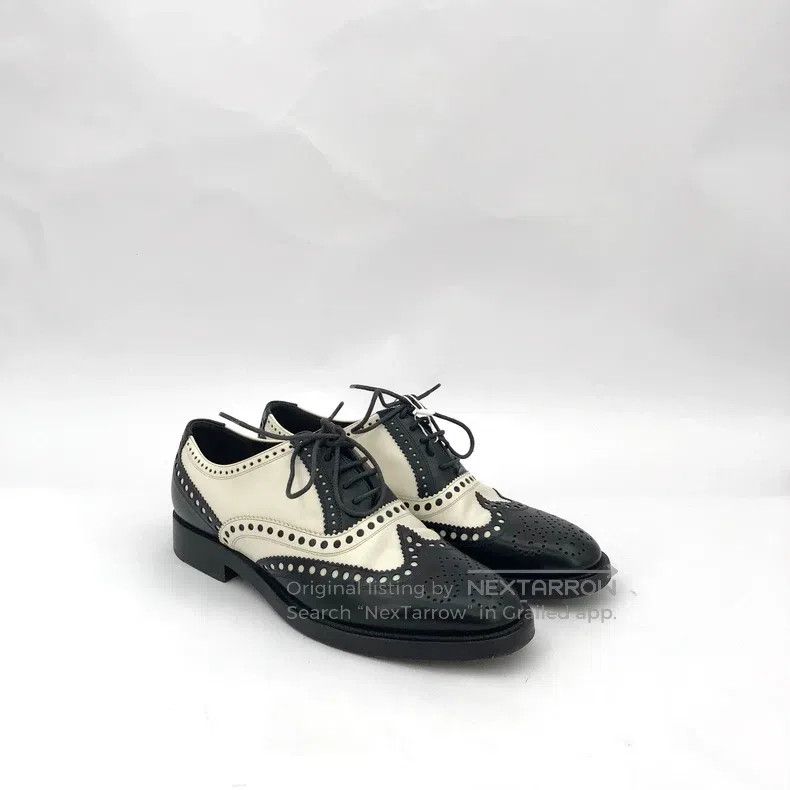 Dior Dior Black and white colour block Baroque carved lace-up c Size US 5 / IT 35 - 2 Thumbnail