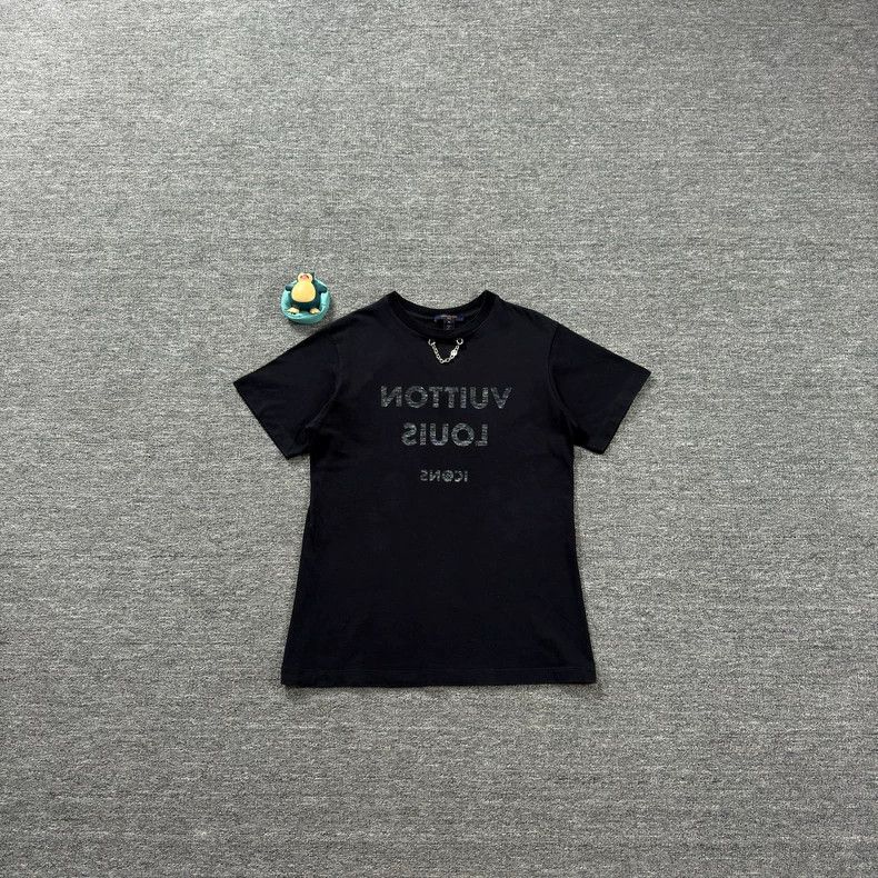 Louis Vuitton Louis Vuitton Black chain slogan short sleeve Size US M / EU 48-50 / 2 - 1 Thumbnail